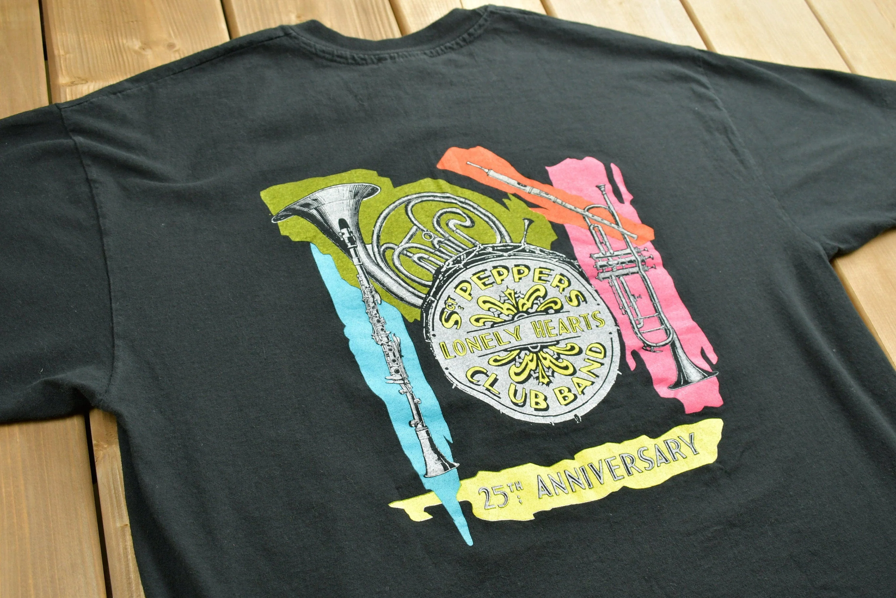 1992 The Beatles Sergeant Pepper Anniversary Tour T-shirt Men's Large - Image 7