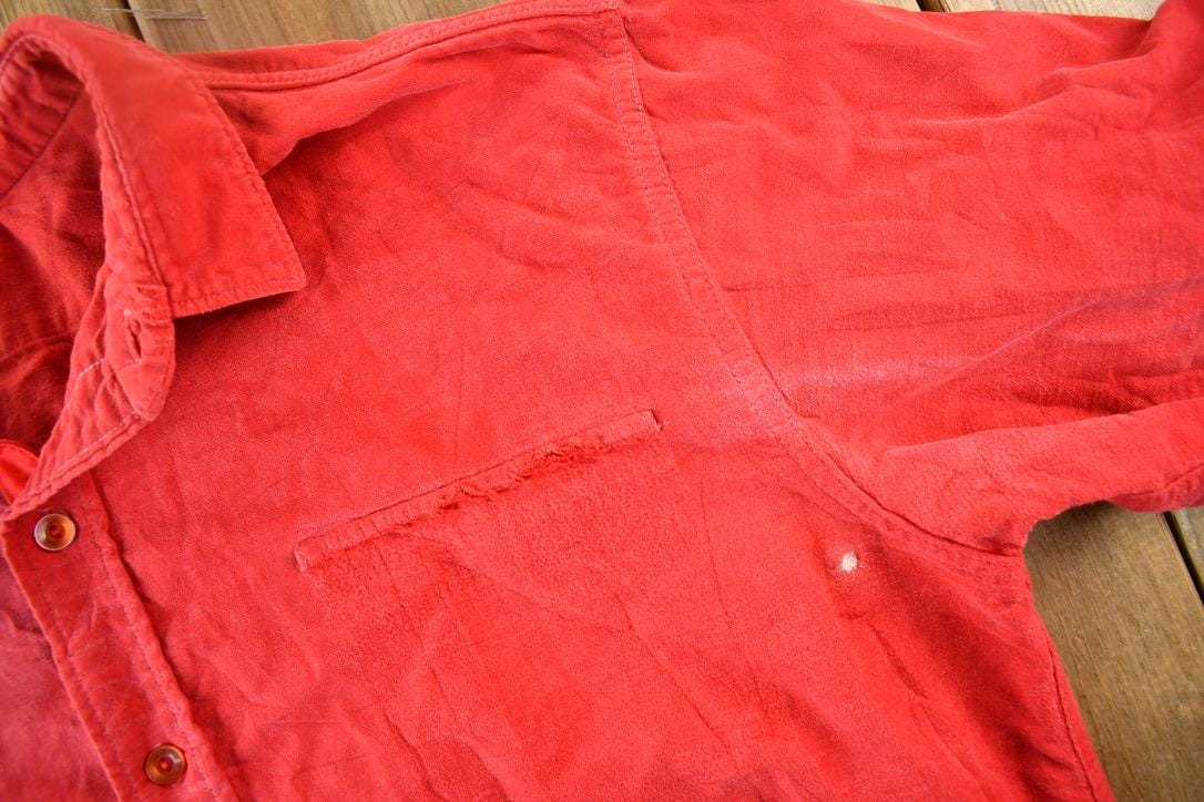 True Vintage 1970s GWG Red Button Up Flannel Shirt Men's Large - Image 4
