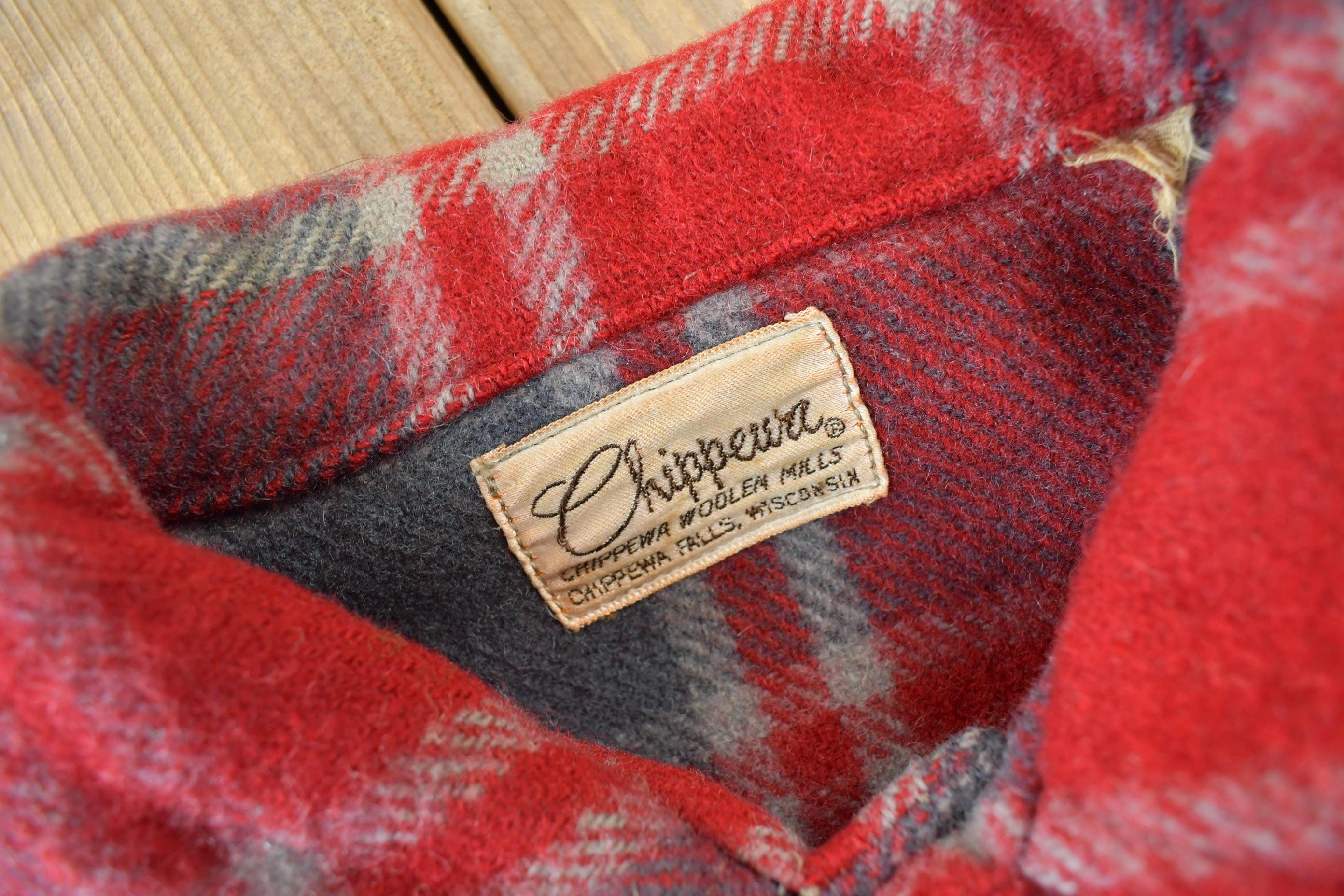 Vintage 1950s Chippewa Woolen Plaid Heavy Weight Wool Button Up Jacket - Image 4