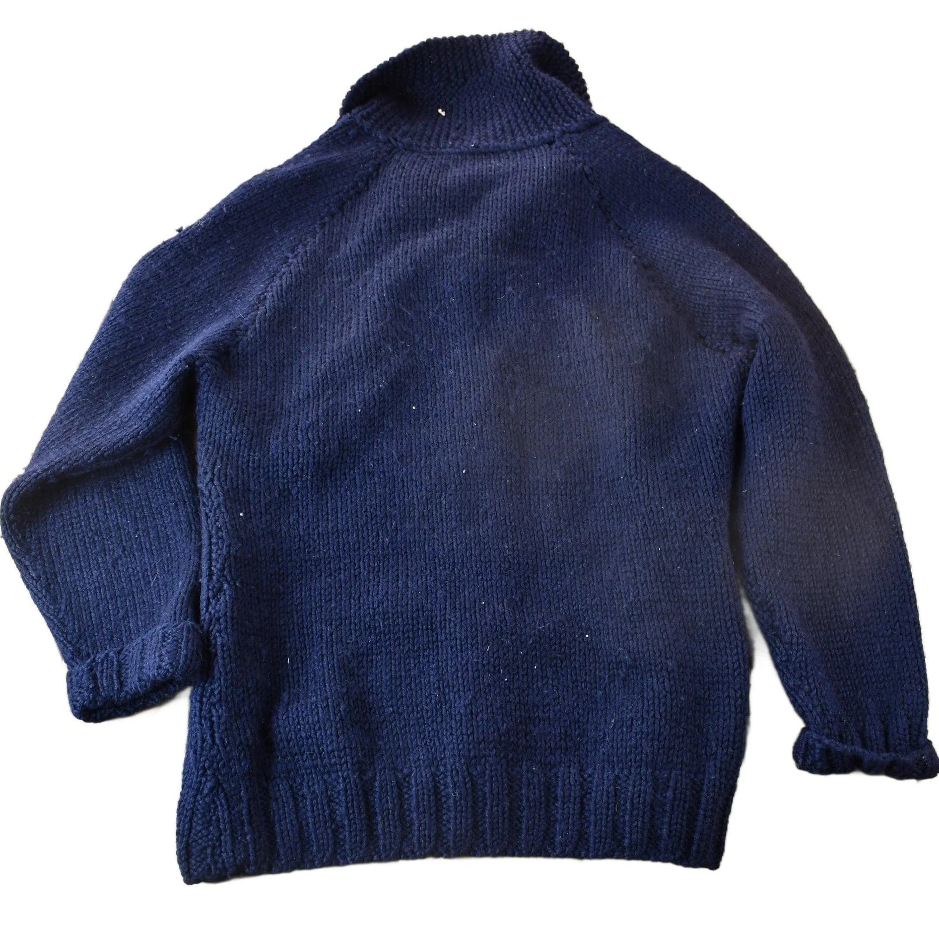Vintage 1950s Hand-Knit Blank Navy Blue Cowichan Sweater Men's Medium - Image 2