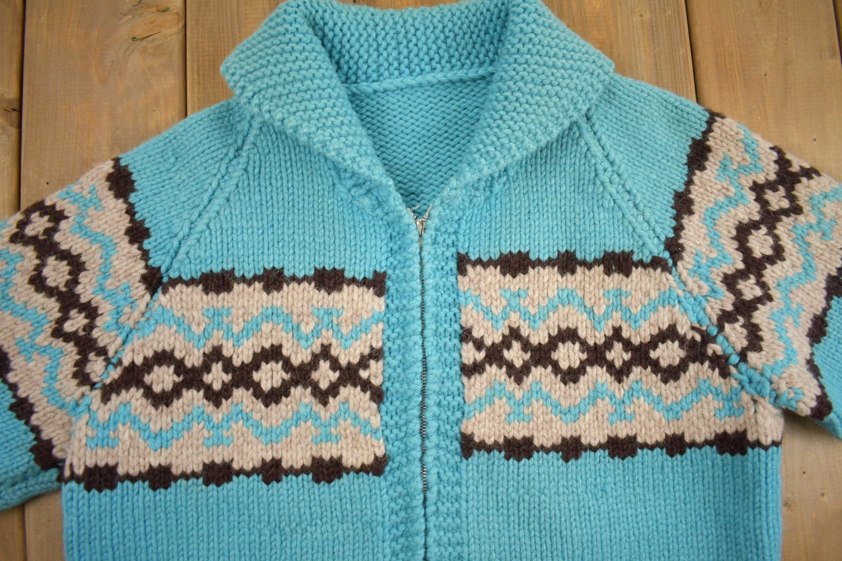 Vintage 1950s Hand-Knit Cowichan Sweater Men's Medium - Image 3