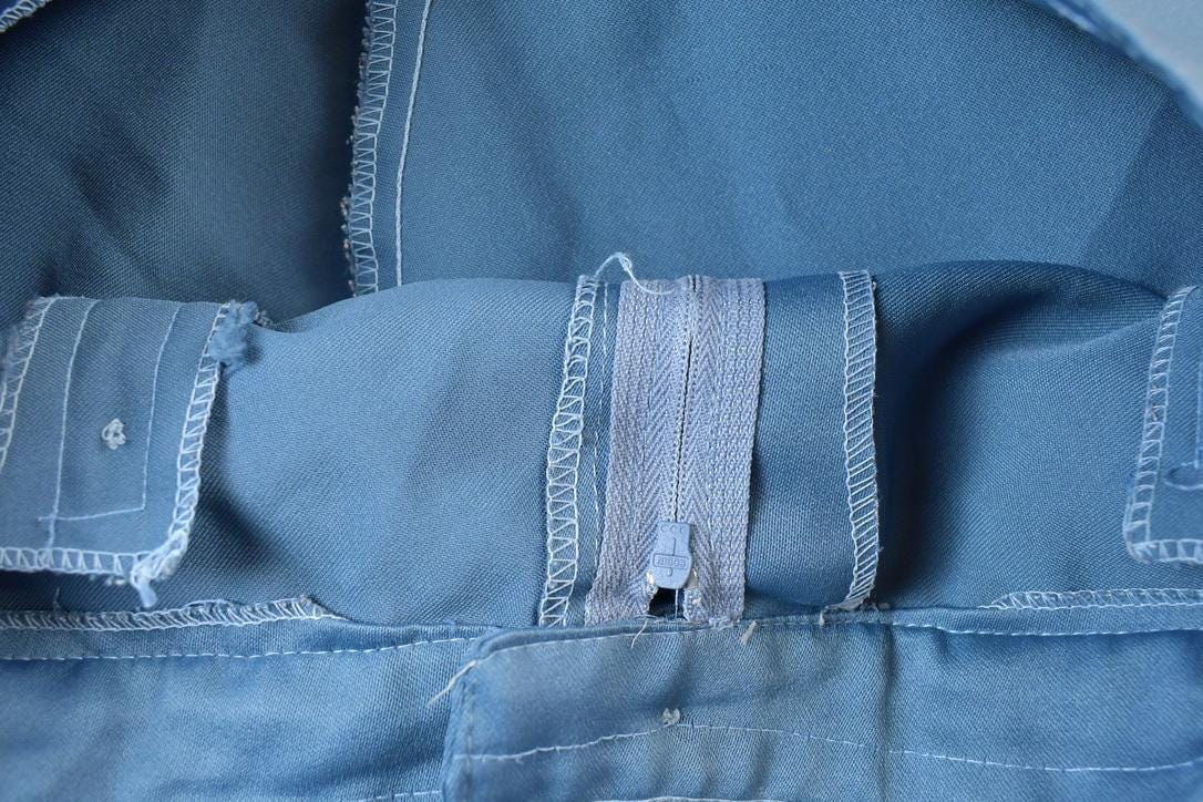 Vintage 1960s Bell Bottom Pants Women's 28 x 29 - Image 4