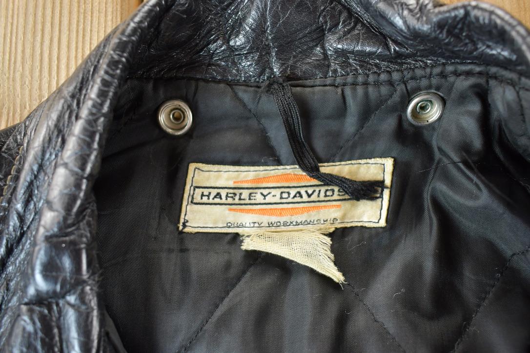 Vintage 1960s Harley Davidson Leather Motorcycle Jacket With Belt Made In USA - Image 3
