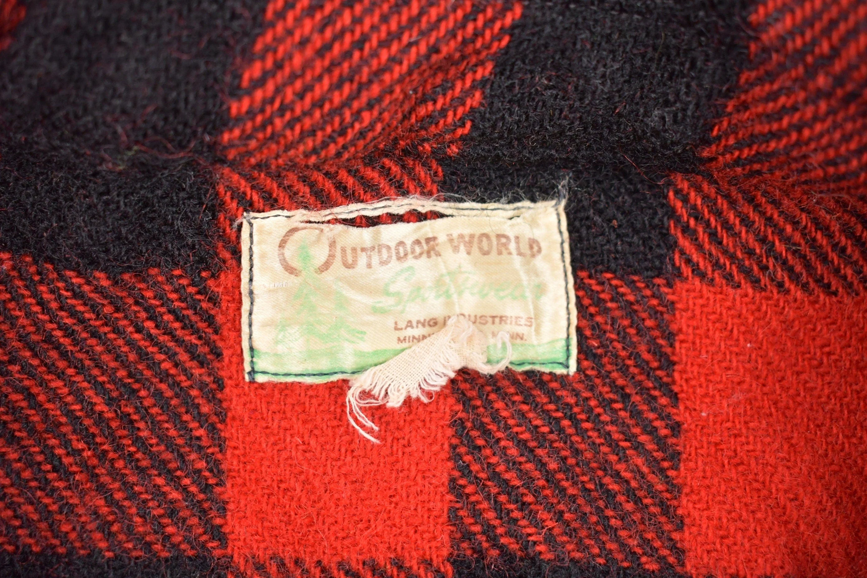 Vintage 1960s Outdoor World Plaid Flannel Button Up Shirt Men's M - Image 3