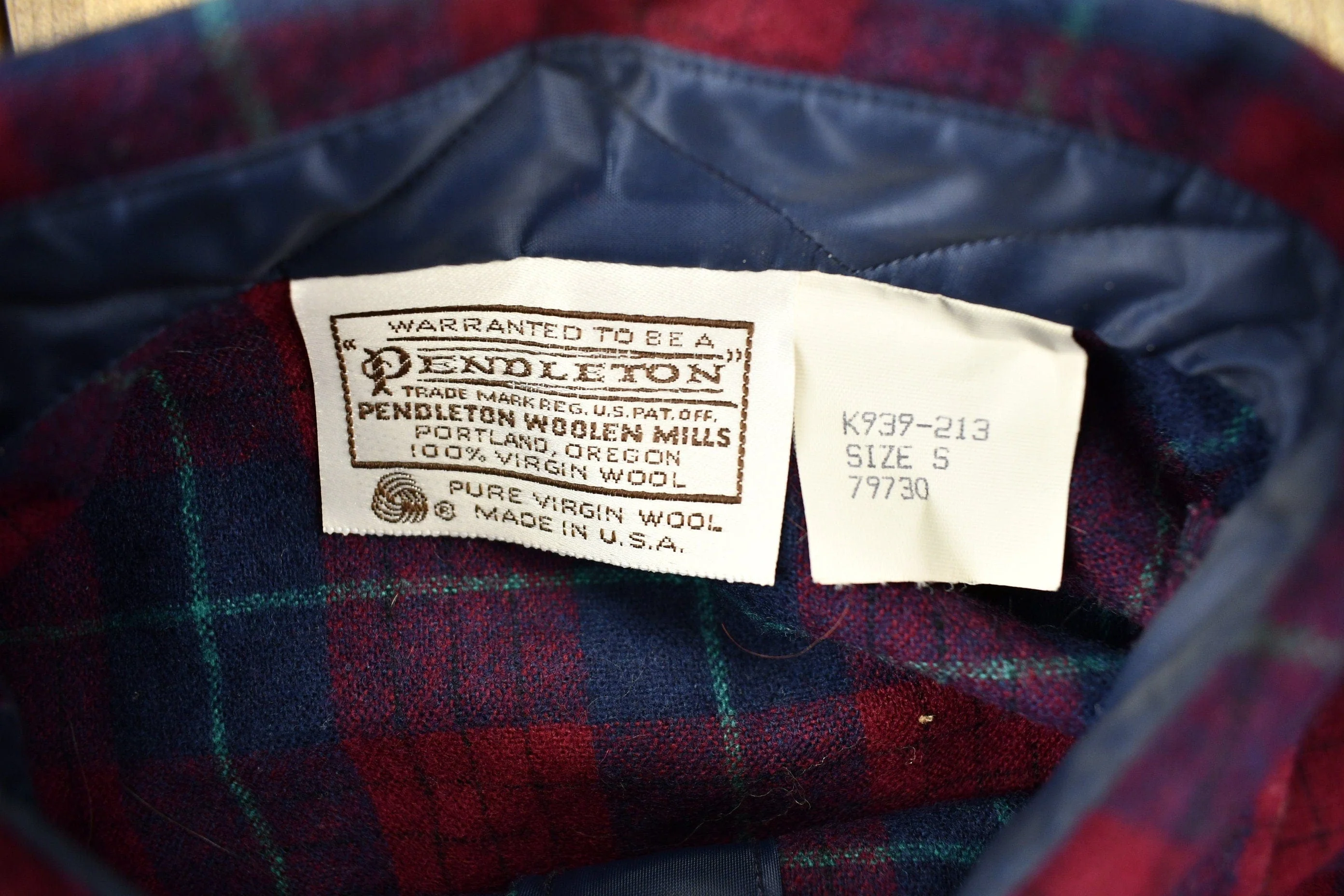 Vintage 1960s Pendleton Plaid Button Up Flannel Shirt Men's Small - Image 4