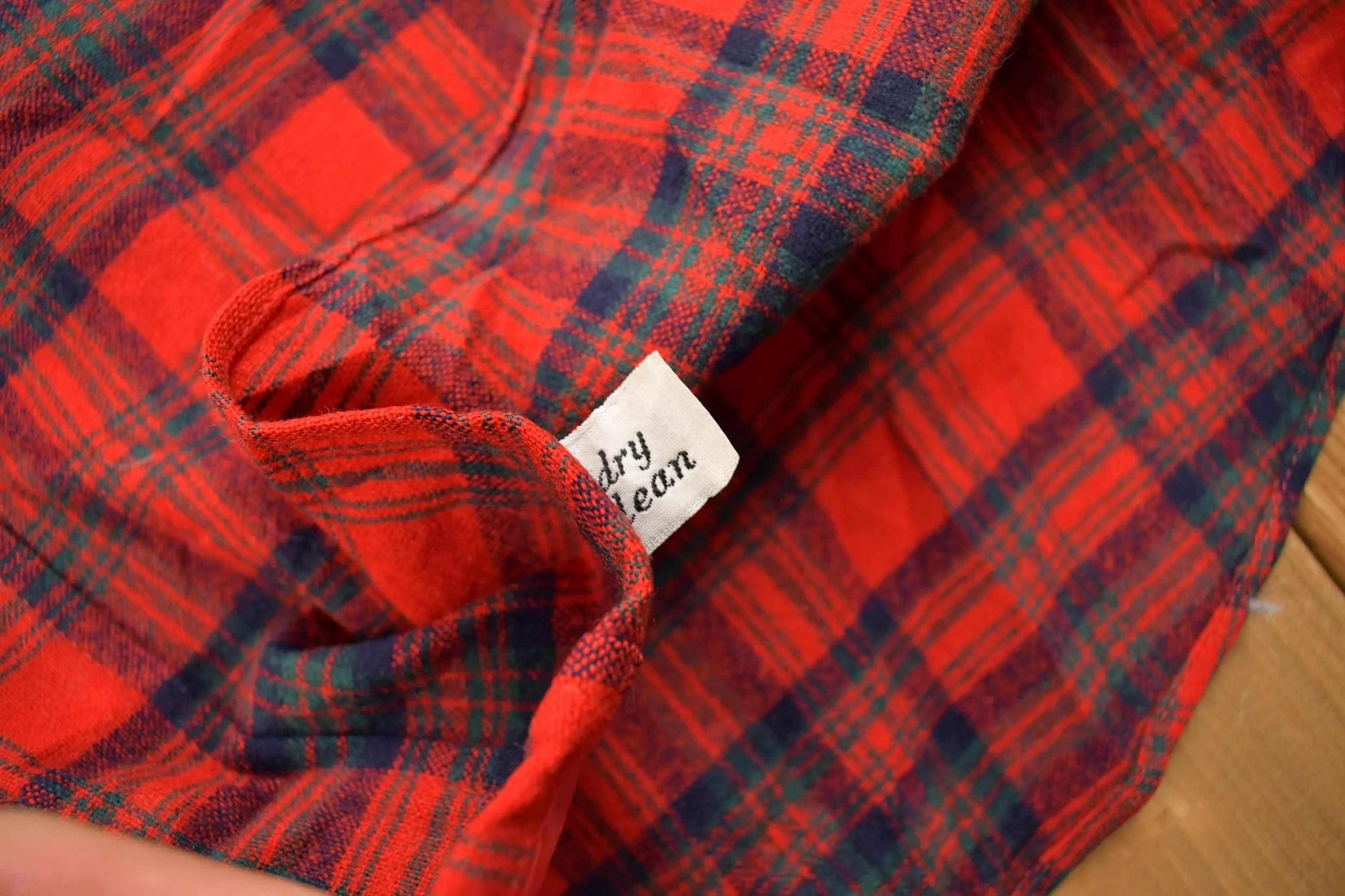 Vintage 1960s Pendleton Plaid Button Up Flannel Shirt Men's XL - Image 3