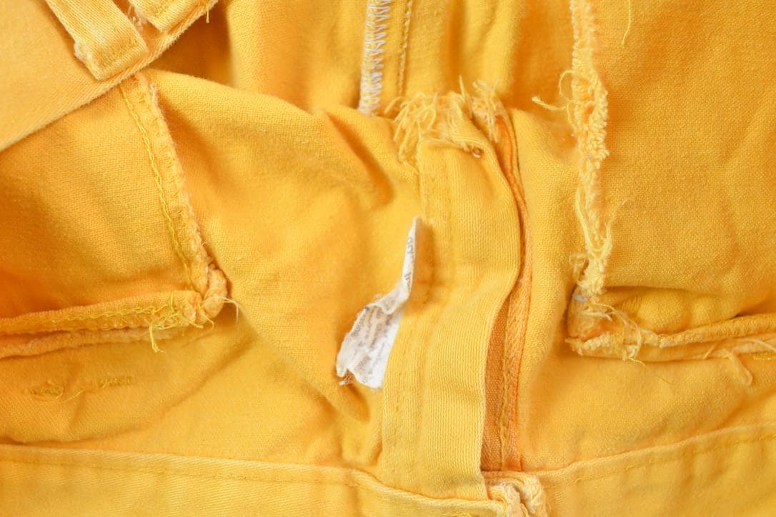 Vintage 1960s Yellow Bell Bottom Jeans Women's 30 x 29 - Image 4