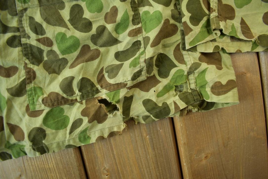 Vintage 1970s Caliber Duck Camo Button Up Shirt Men's Medium - Image 4