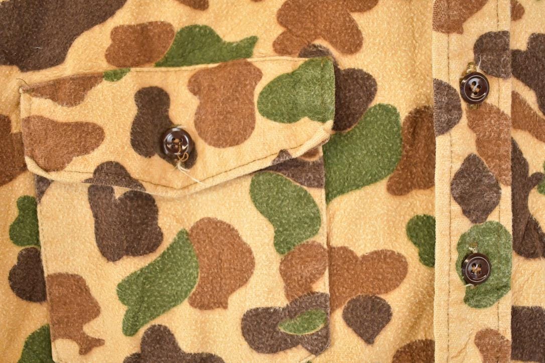 Vintage 1970s Duxbak Camo Button Up Shirt Men's L - Image 3