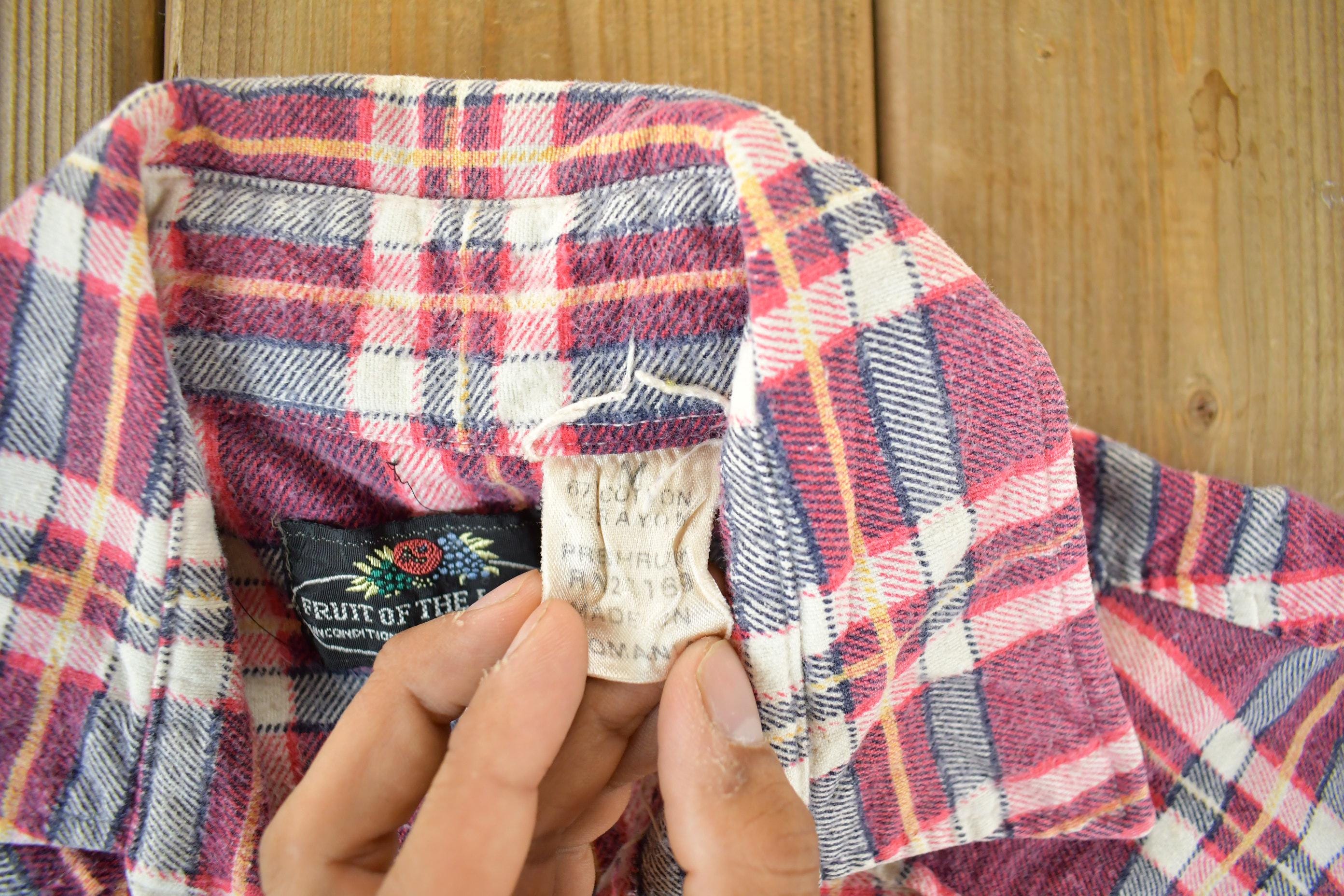 Vintage 1970s Fruit Of The Loom Flannel Button Up Shirt Men's Medium - Image 4