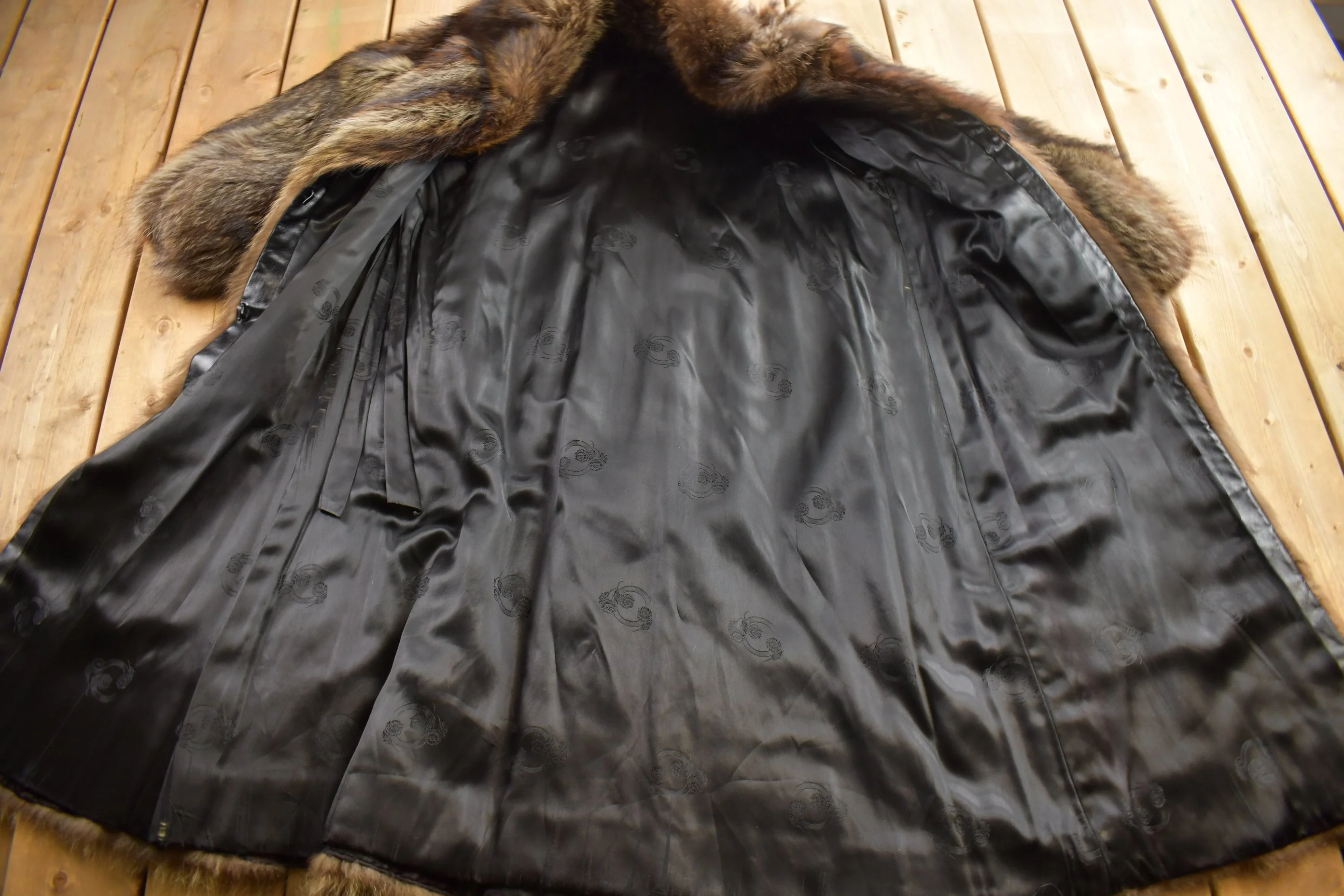 Vintage 1970s Full Length Racoon Fur Coat - Image 4