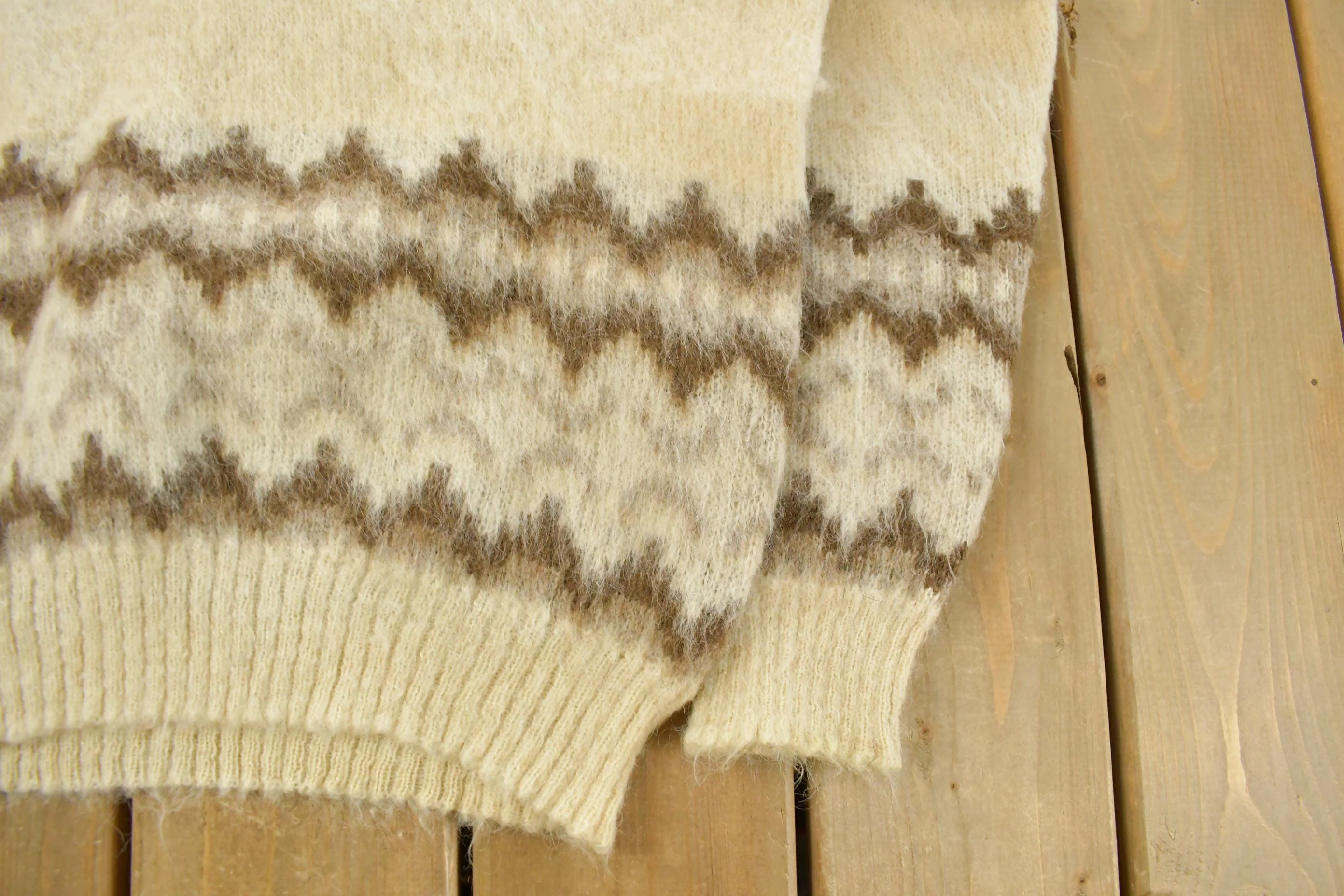 Vintage 1970s Knitting Mill Hekla Nordic Wool Knit Sweater Men's Medium - Image 6