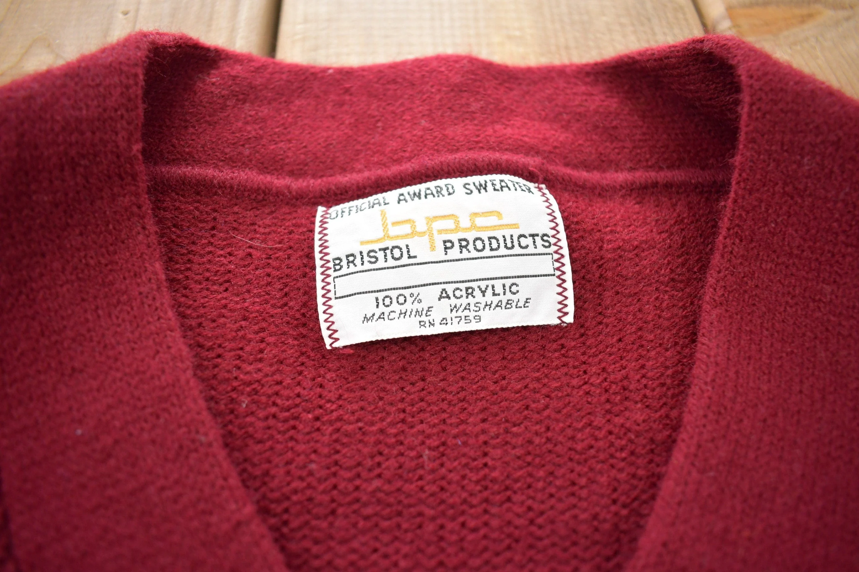 Vintage 1970s Lakers Football Knitted V-Neck Sweater Men's M - Image 7