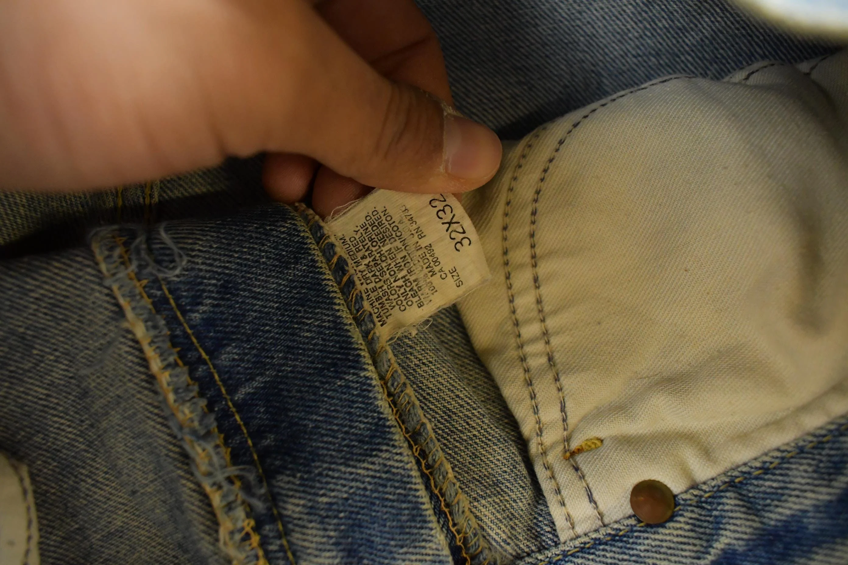 Vintage 1970s Lee Distressed Flare Denim Jeans Men's 30 x 31 - Image 5