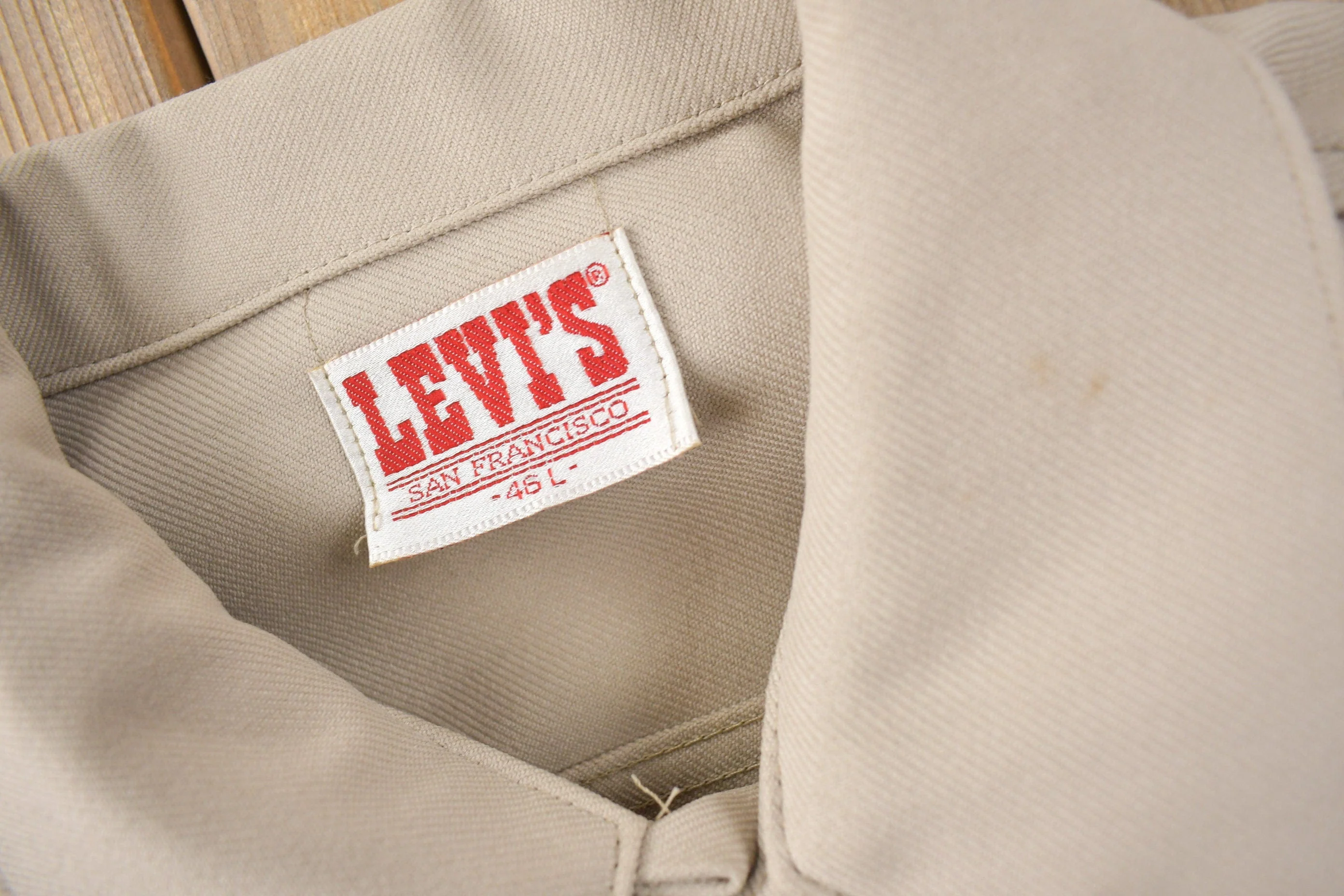 Vintage 1970s Levi's Black & Gold Tab Button Up Light Jacket Men's Medium - Image 6