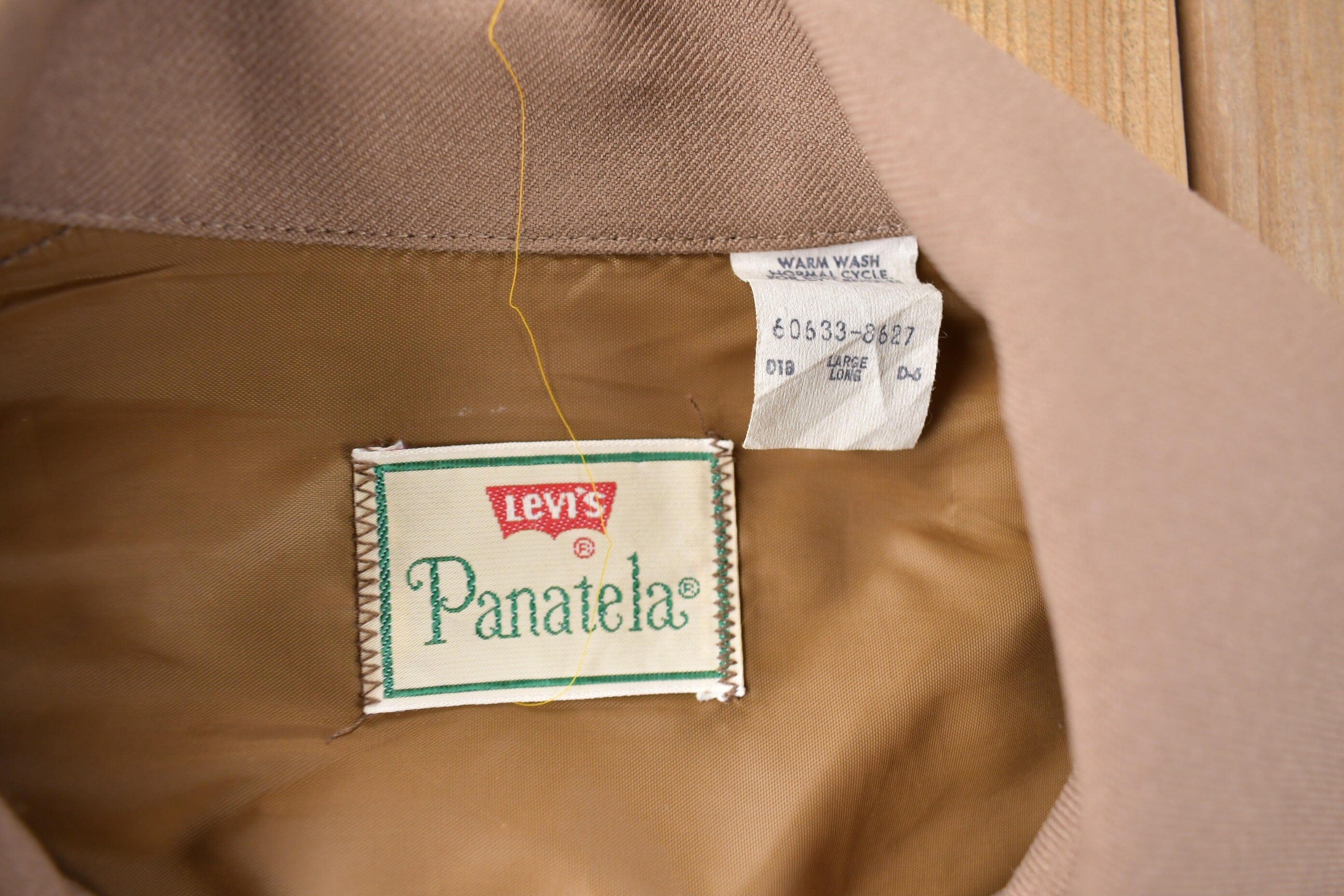Vintage 1970s Levi's Panatela Tops Beige Western Style Button Up Shirt Made in USA Men's L - Image 4