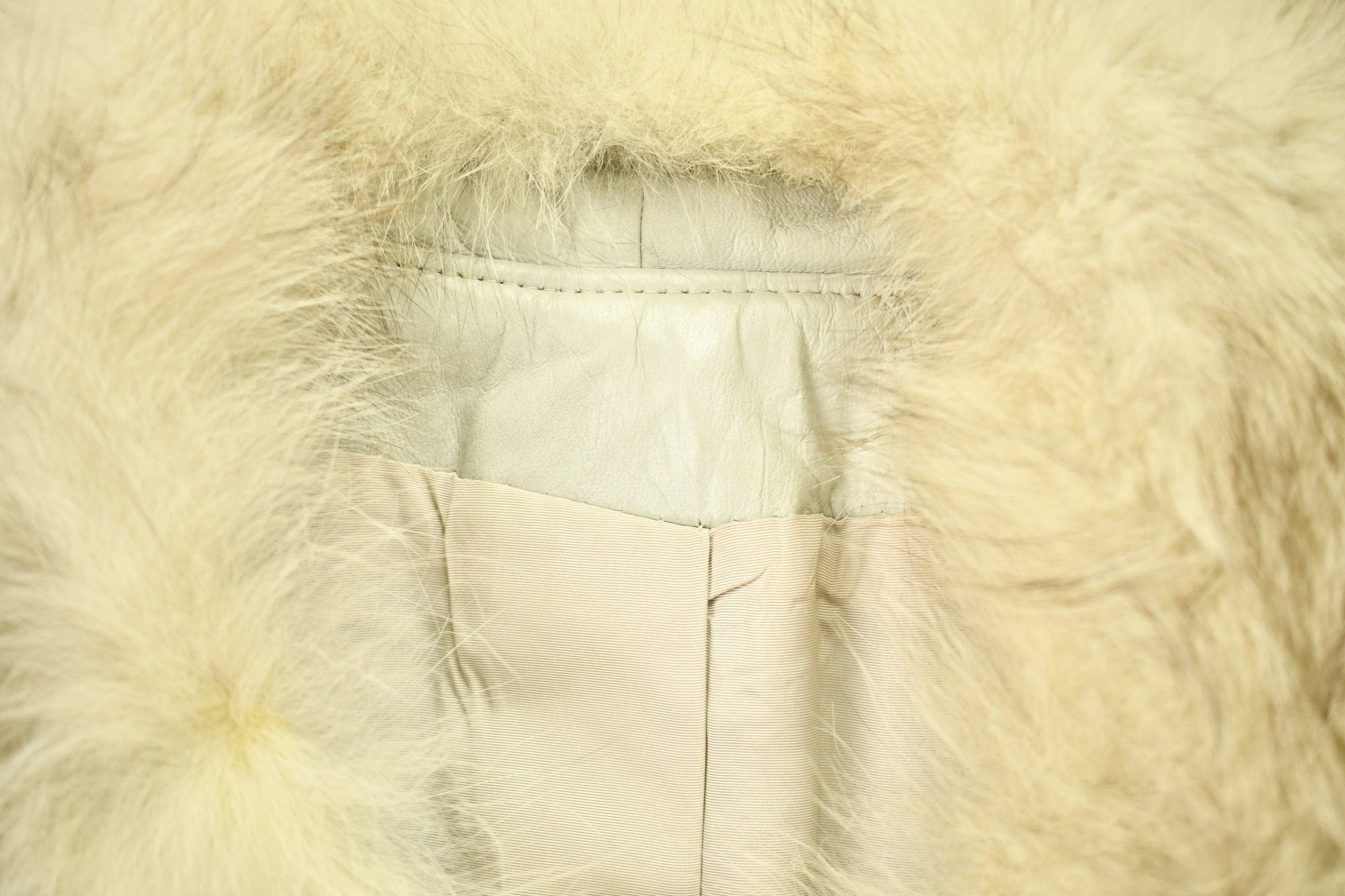 Vintage 1970s Off White Leather With Grey Fox Trim Penny Lane Trench Coat - Image 6