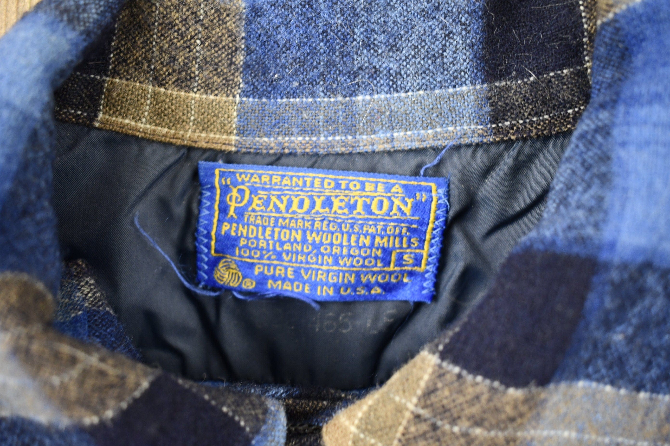 Vintage 1970s Pendleton Plaid Button Up Board Shirt Men's Medium - Image 4