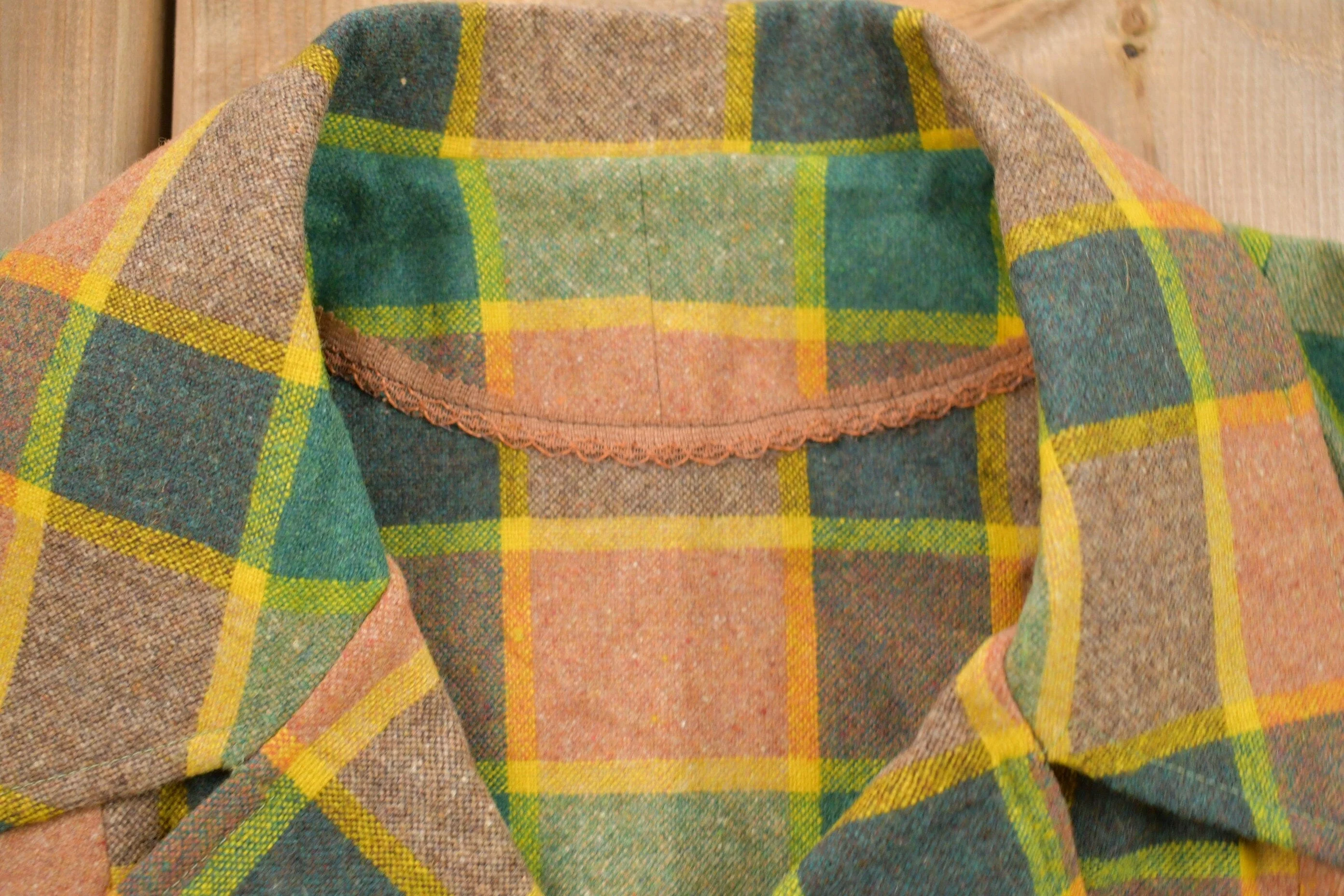 Vintage 1970s Plaid Button Up Shirt Men's Small - Image 4