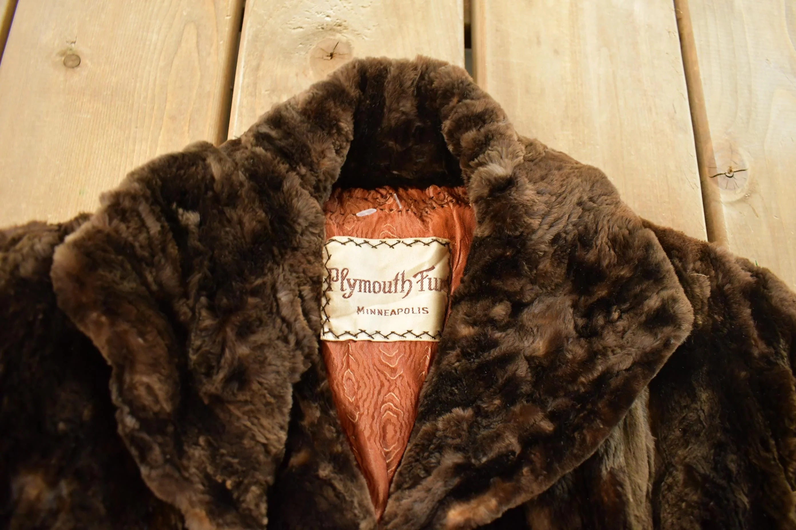 Vintage 1970s Plymouth Fur Sheared Beaver Fur Coat Adult M Men's Medium - Image 4