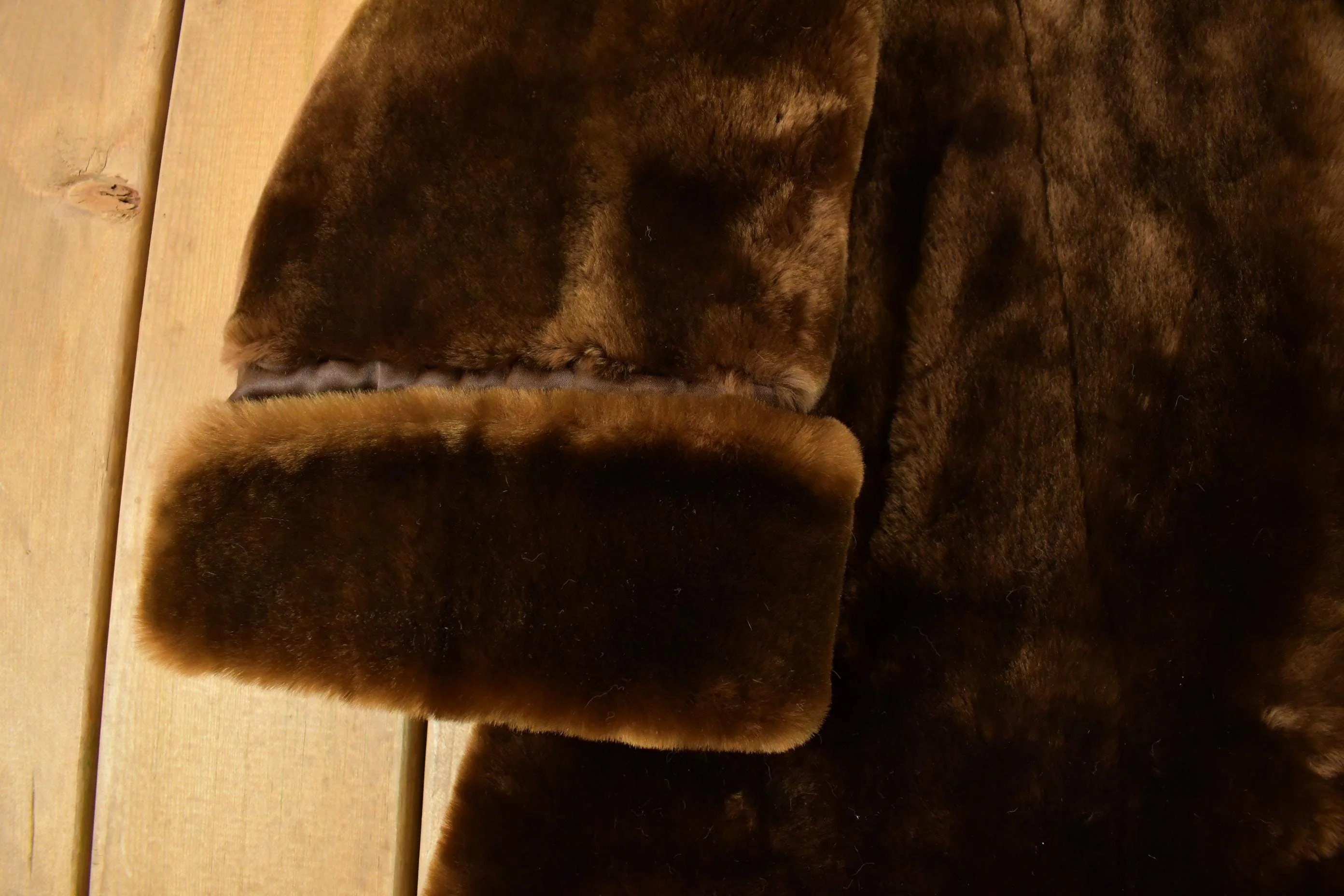 Vintage 1970s Sheared Mouton Fur Coat Women's Large - Image 4