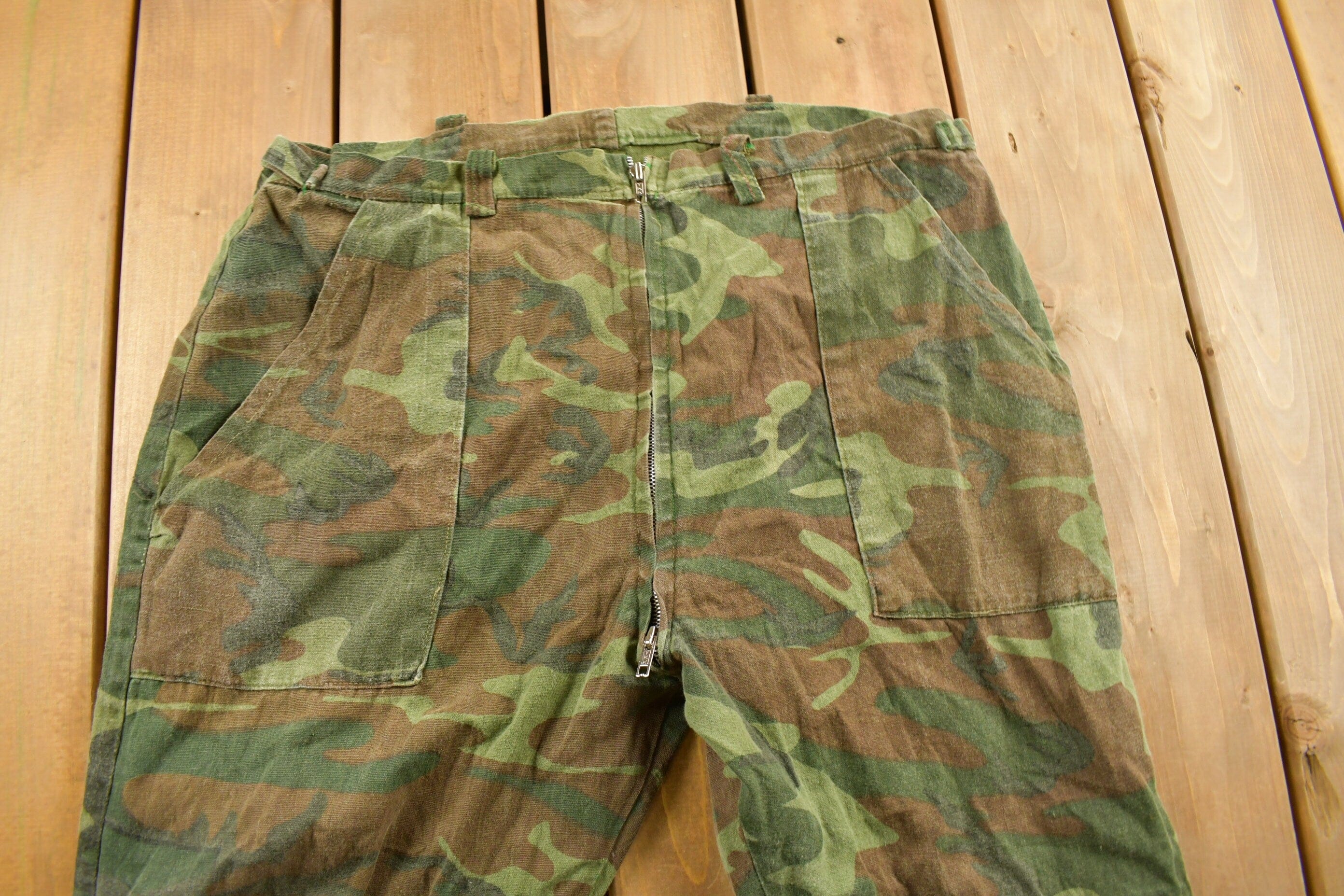 Vintage 1970s Woodland Camouflage Hunting Pants Men's 38 x 27 - Image 4