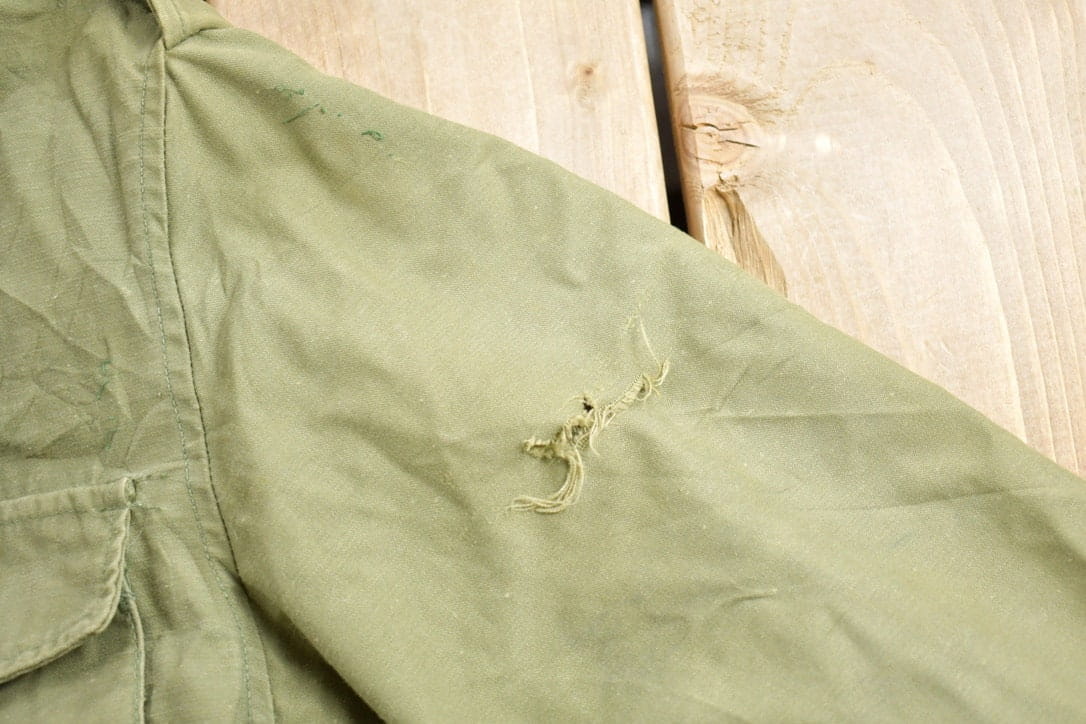 Vintage 1976 Military Army Sateen Field Jacket - Image 5