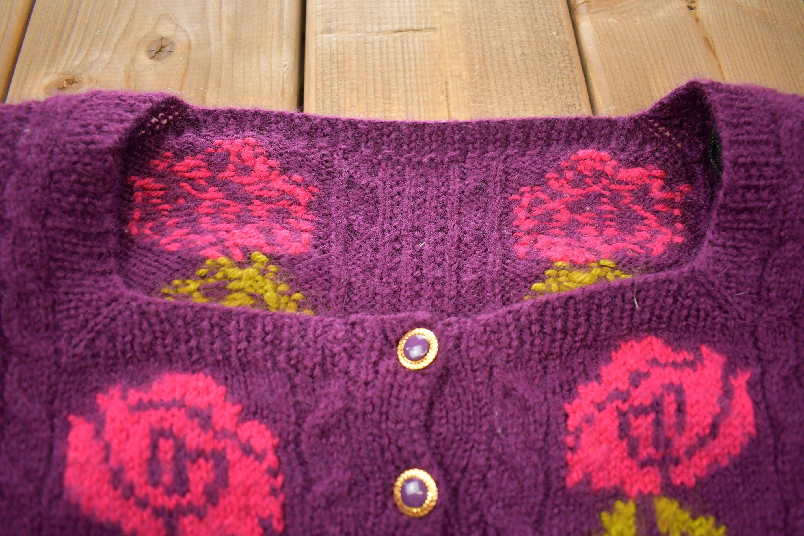Vintage 1980s 100% Wool Knit Flowers Sweater Men's Small - Image 4