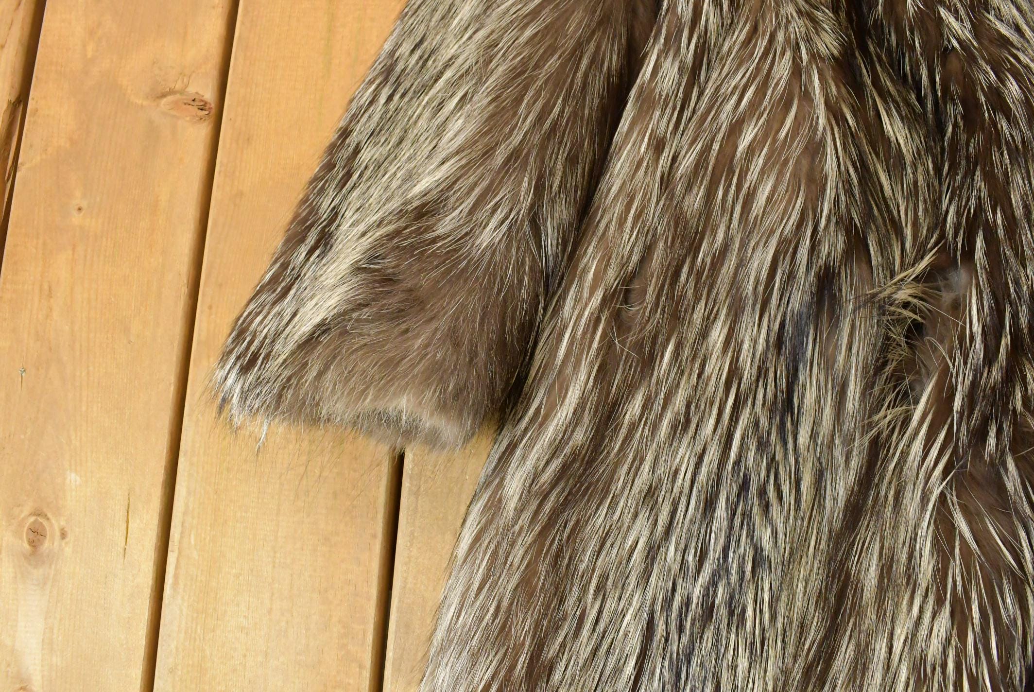 Vintage 1980s Barry Mamot Cherry Hill Silver Fox Fur Coat Adult Medium Men's Medium - Image 3