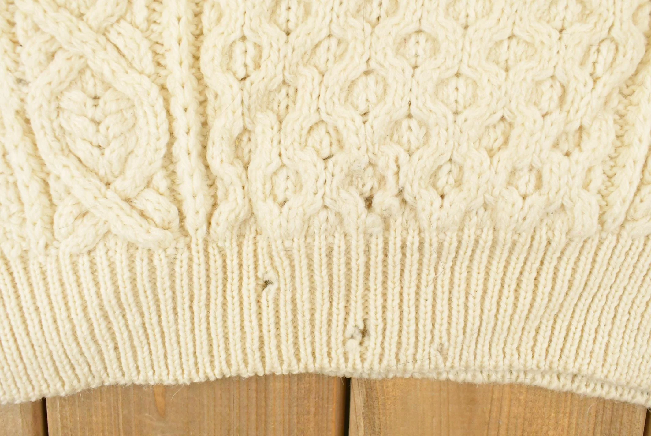 Vintage 1980s Bonner Ireland Fisherman Ribbed Wool Knit Sweater Men's Medium - Image 3