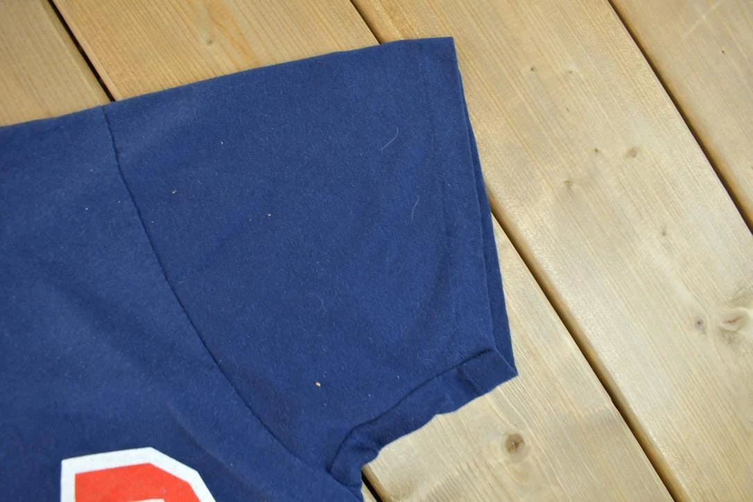 Vintage 1980s Buffalo Bills NFL Graphic T-Shirt Men's Medium - Image 4