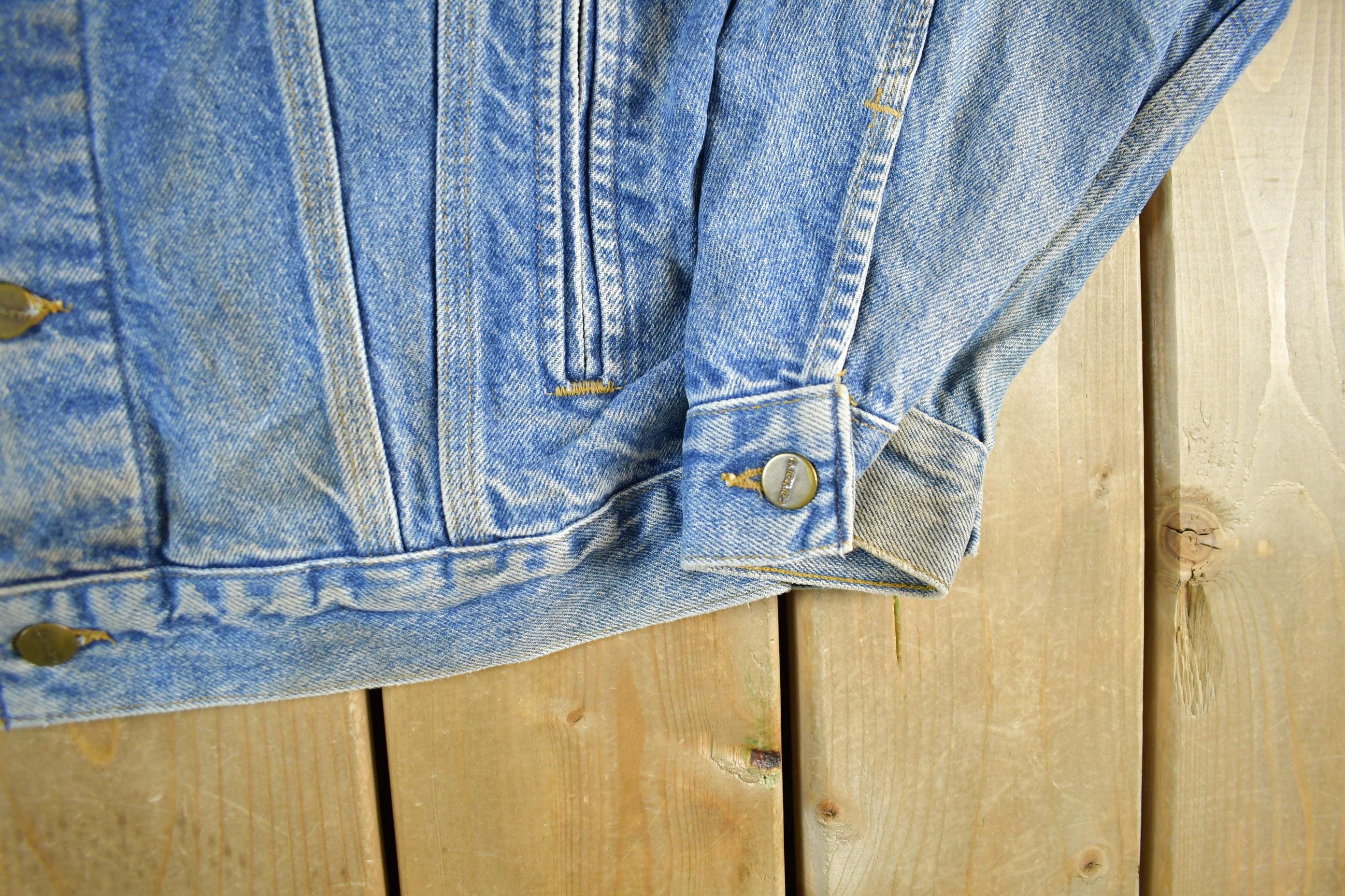 Vintage 1980s Carhartt Distressed Denim Trucker Work Jacket Men's Large - Image 3