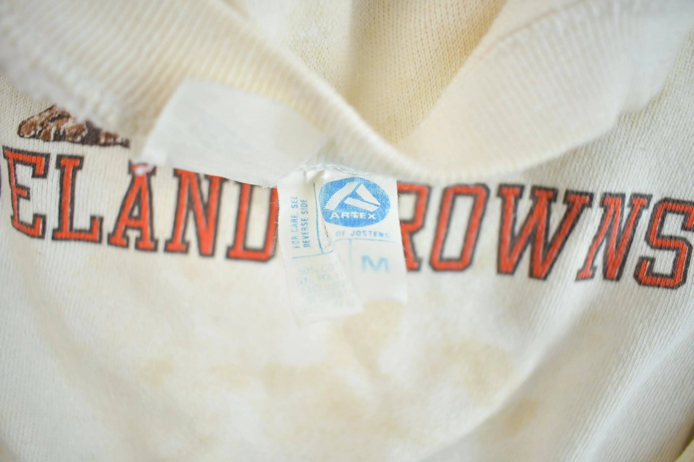Vintage 1980s Cleveland Browns - "Love Them Dawgs" NFL Football Crewneck Sweatshirt Men's Small - Image 7
