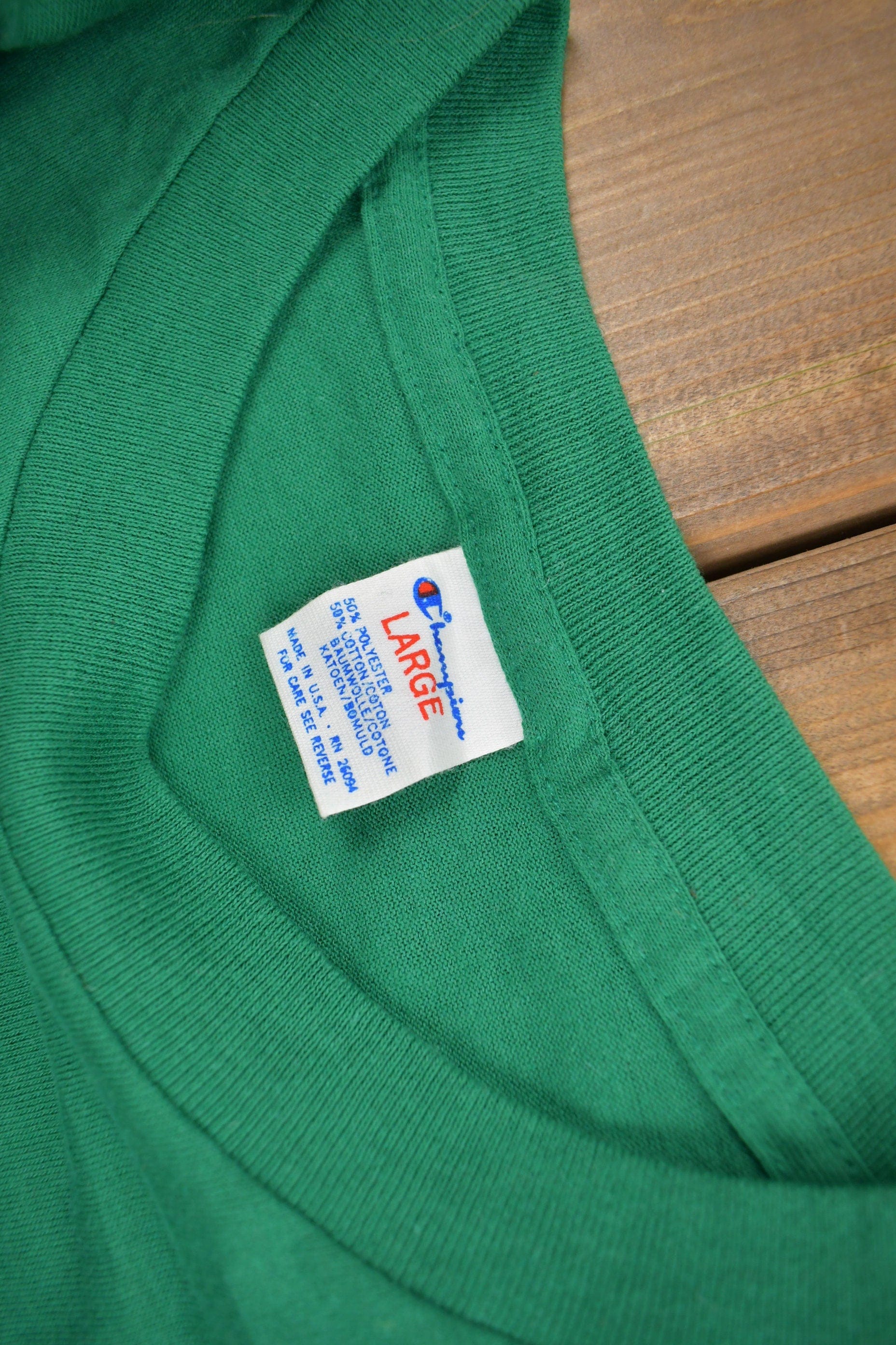 Vintage 1980s Deadstock Boston Celtics NBA Champion T-Shirt Men's Medium - Image 6