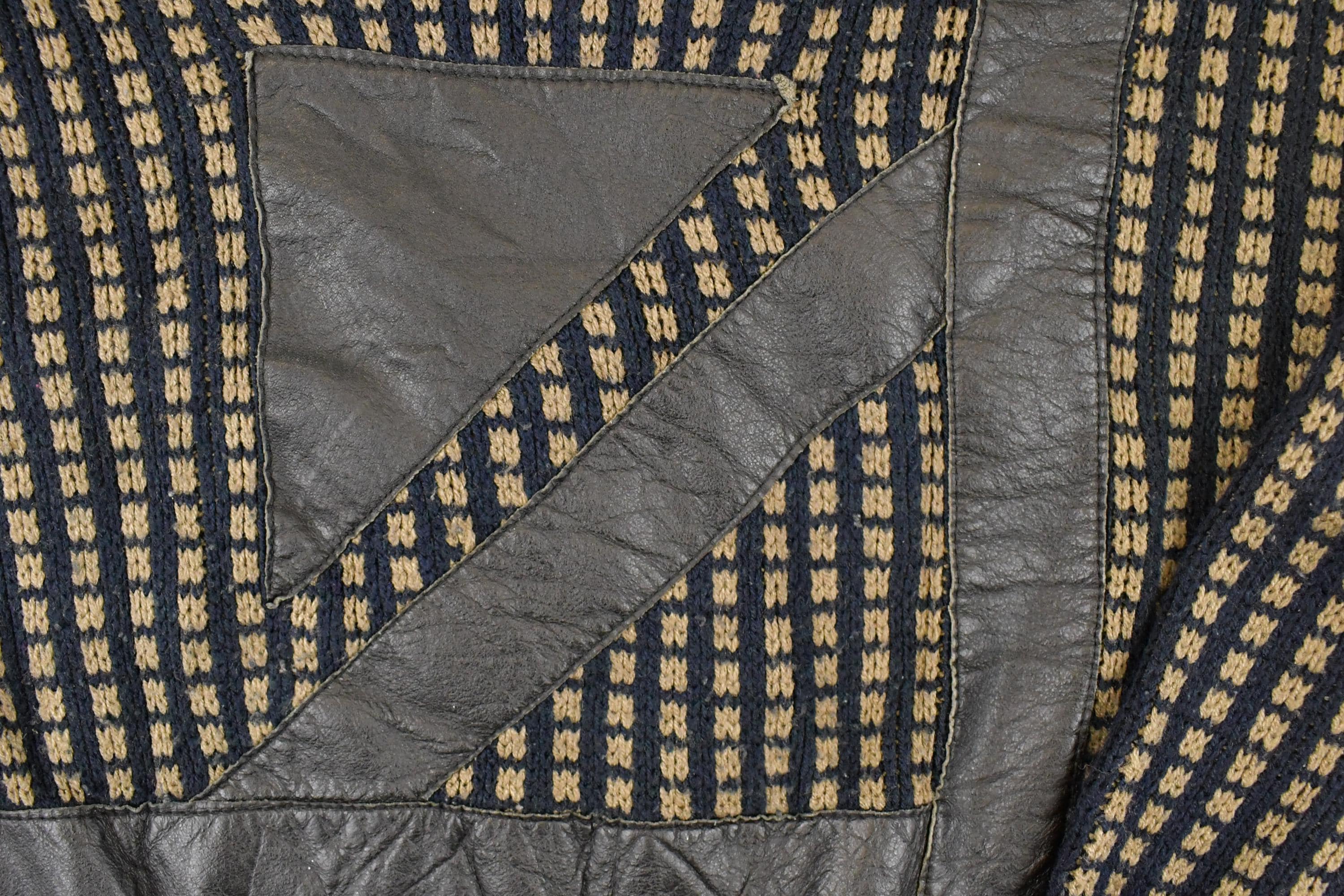 Vintage 1980s Desonos Leatherette Patch Abstract Knit Crewneck Sweater Mens M - Image 3