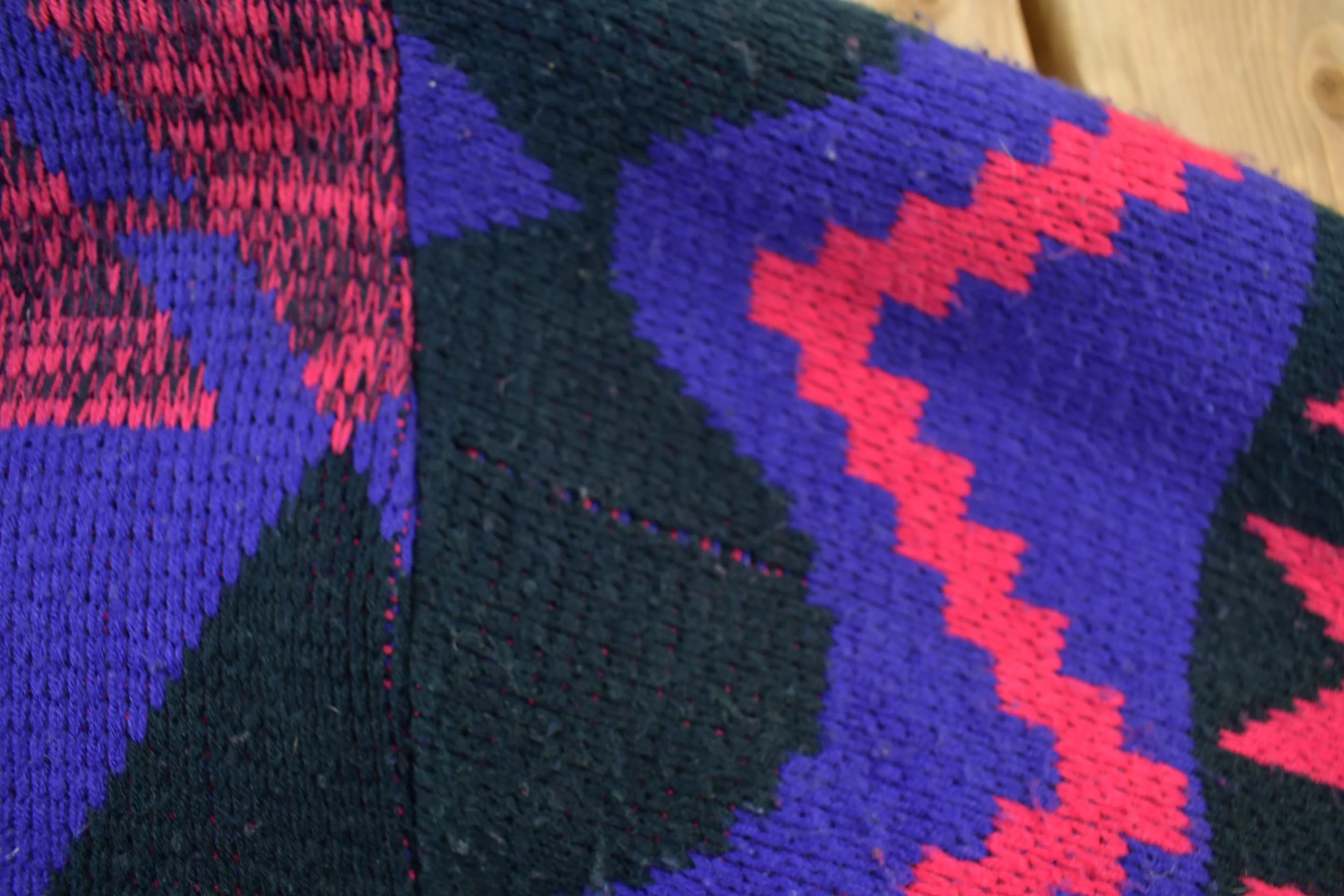 Vintage 1980s Express Knitted Abstract Cardigan Sweater Jacket Men's Medium - Image 4