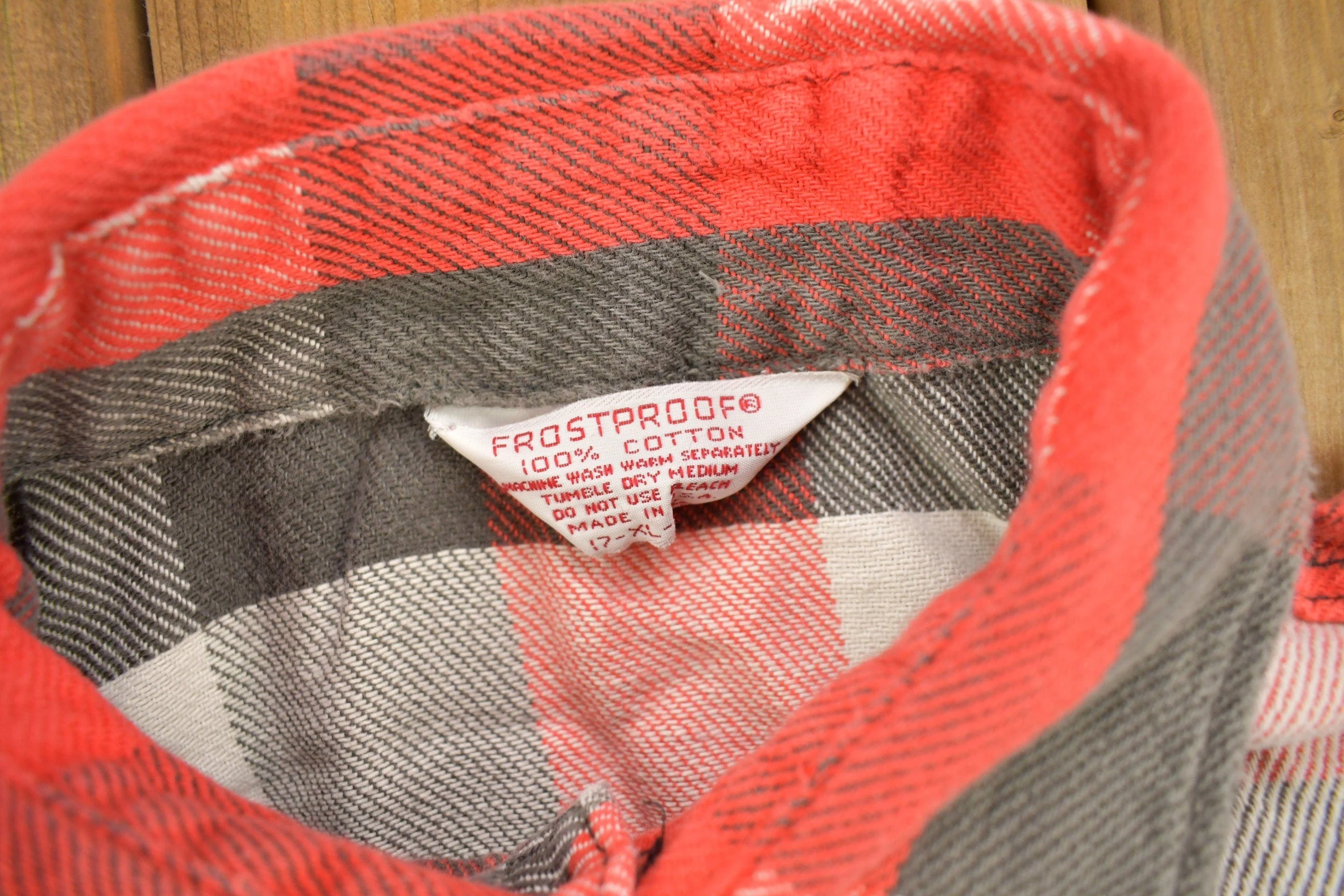 Vintage 1980s Frost Proof Button Up Shirt Men's XL - Image 7