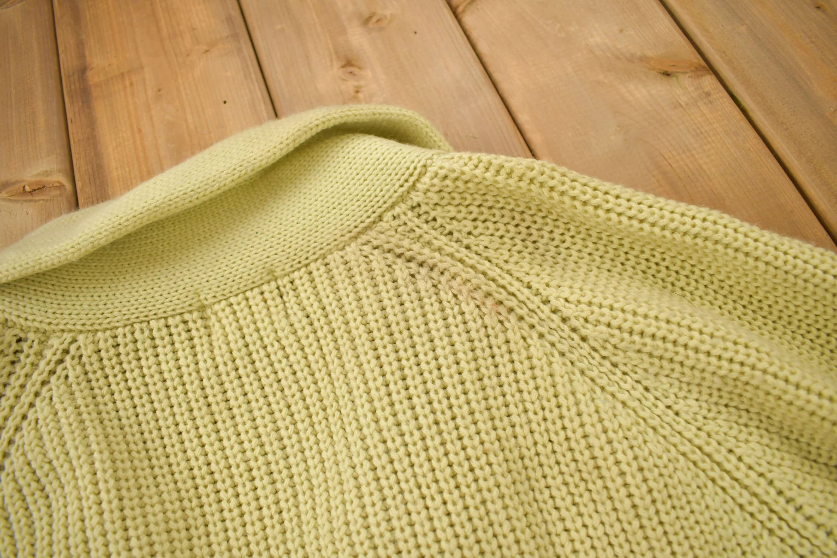Vintage 1980s Gimbels Blank Acrylic Cardigan Sweater - Image 5