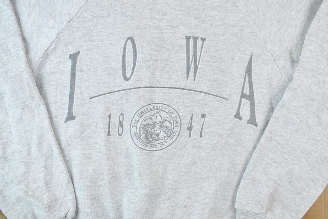 Vintage 1980s Iowa State University Collegiate Crewneck Men's Medium - Image 5