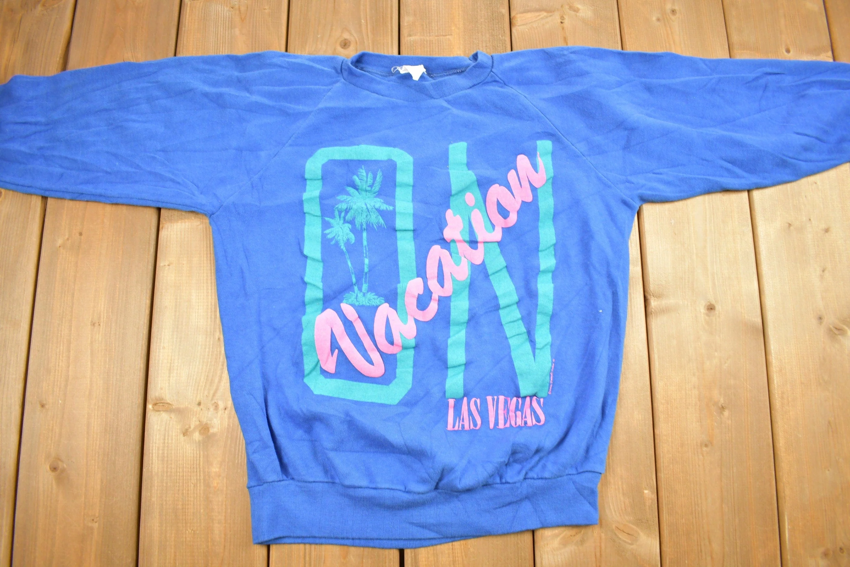 Vintage 1980s Las Vegas On Vacation Raglan Crewneck Sweatshirt Men's Small - Image 3