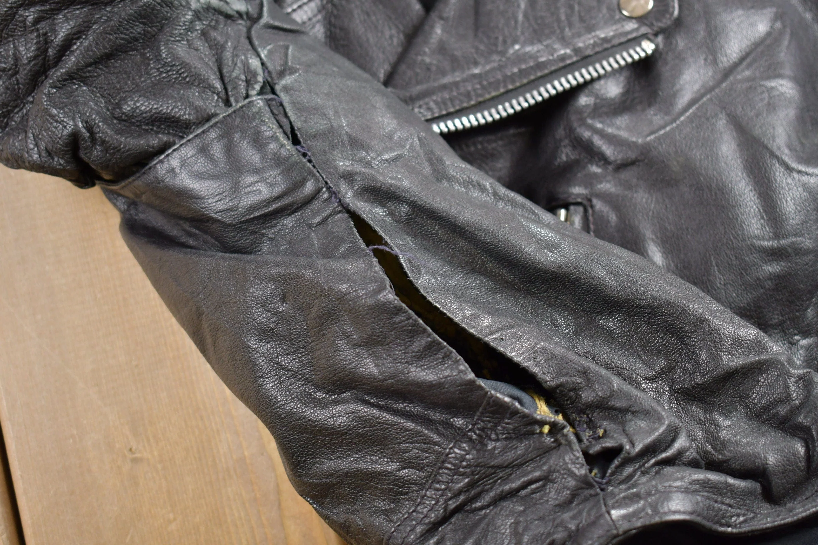 Vintage 1980s Leather Biker Jacket Men's Medium - Image 7