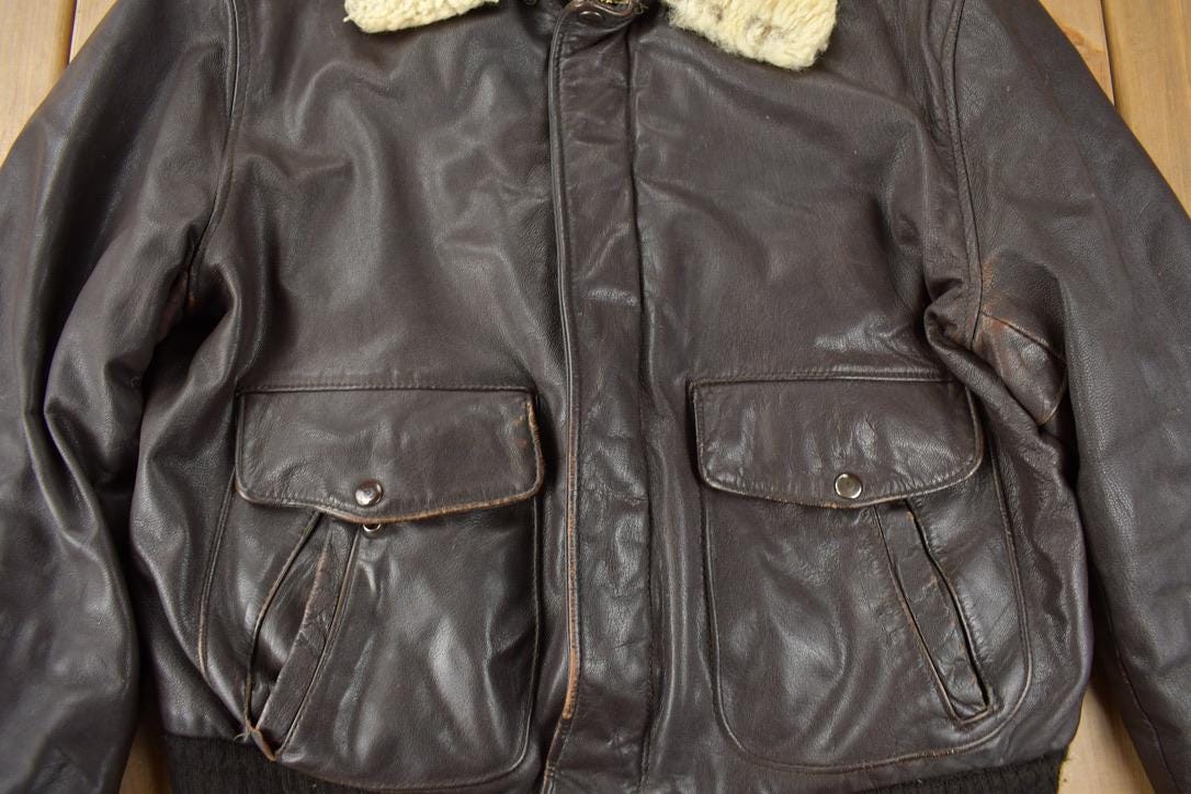 Vintage 1980s Leather Men's Flyer's Jacket Made In USA Men's Large - Image 5