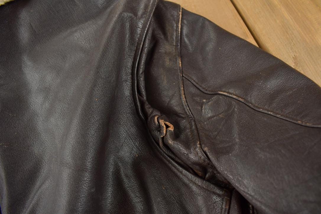 Vintage 1980s Leather Men's Flyer's Jacket Made In USA Men's Large - Image 7