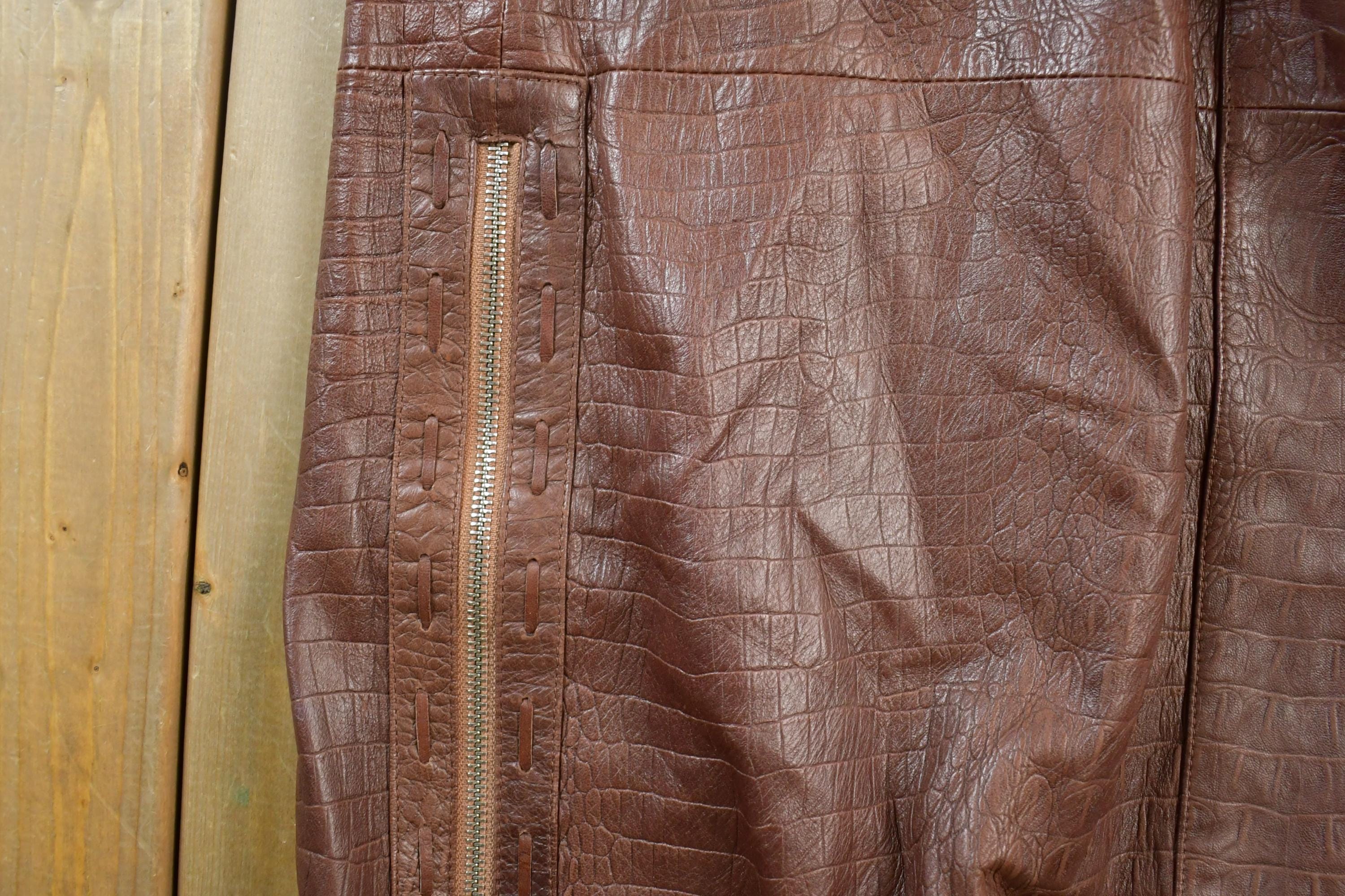 Vintage 1980s Mondial Women's Full Length Alligator Print Leather Trench Coat - Image 7