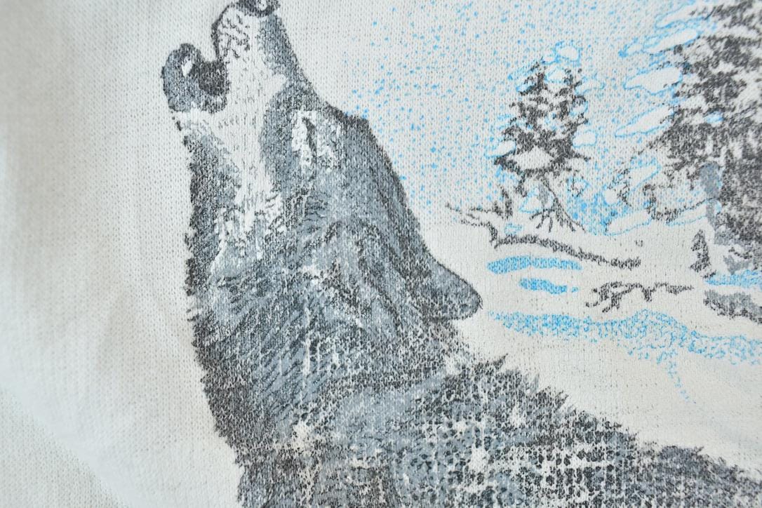 Vintage 1980s Northern Frontier Canada Two Wolves Crewneck Sweatshirt Men's Small - Image 7