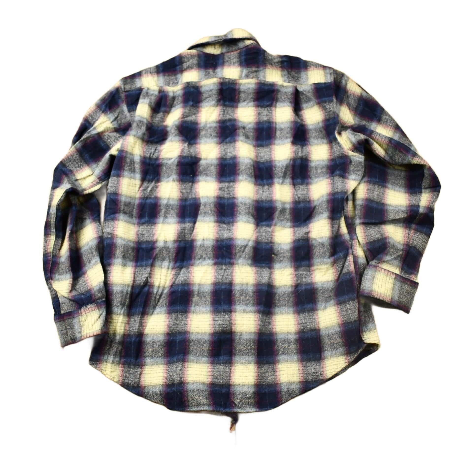 Vintage 1980s Pendleton Outdoorsman Plaid Button Up Shirt Men's Medium - Image 2