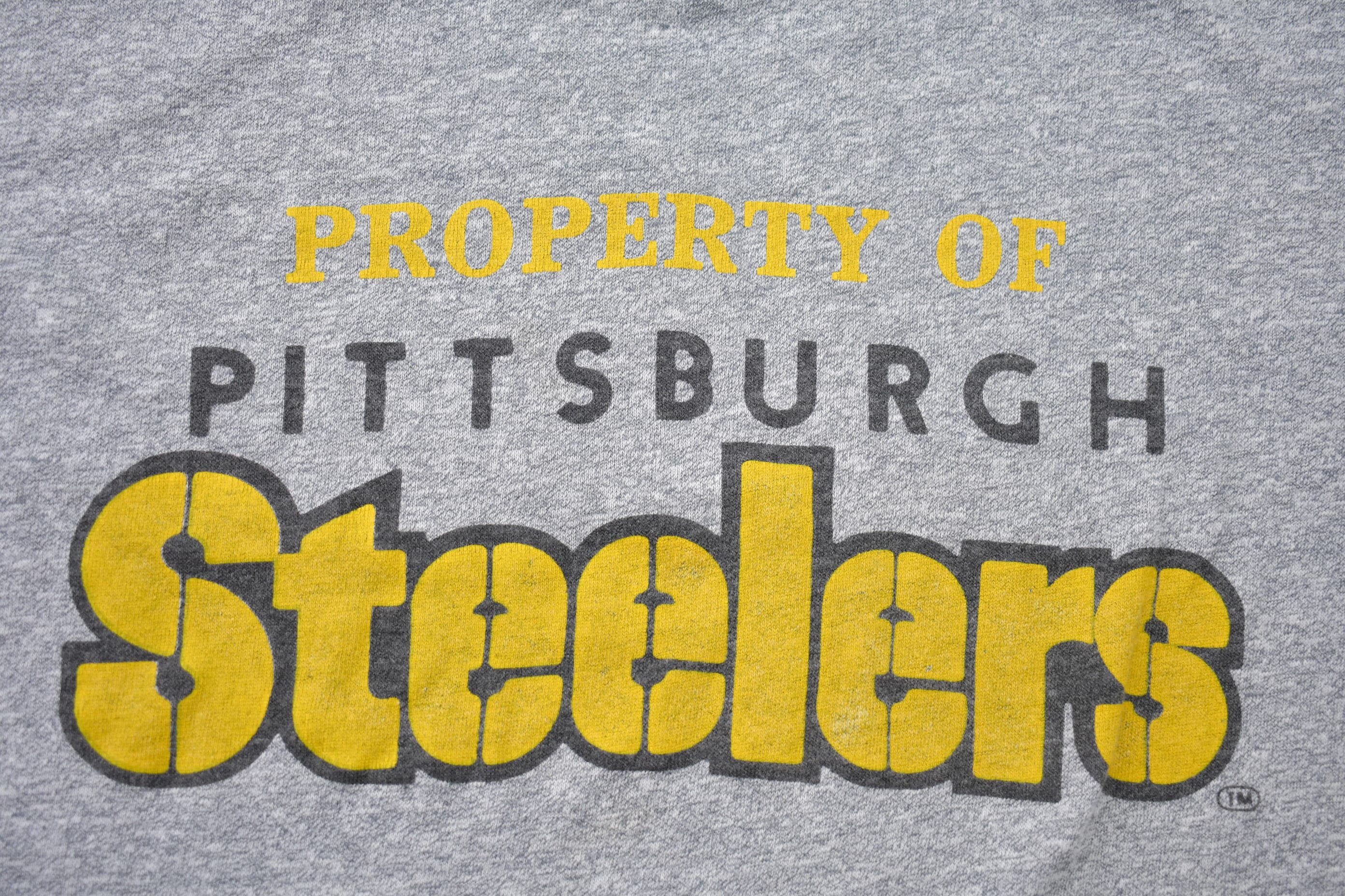 Vintage 1980s Property of Pittsburgh Steelers NFL Graphic T-Shirt Men's XS - Image 3