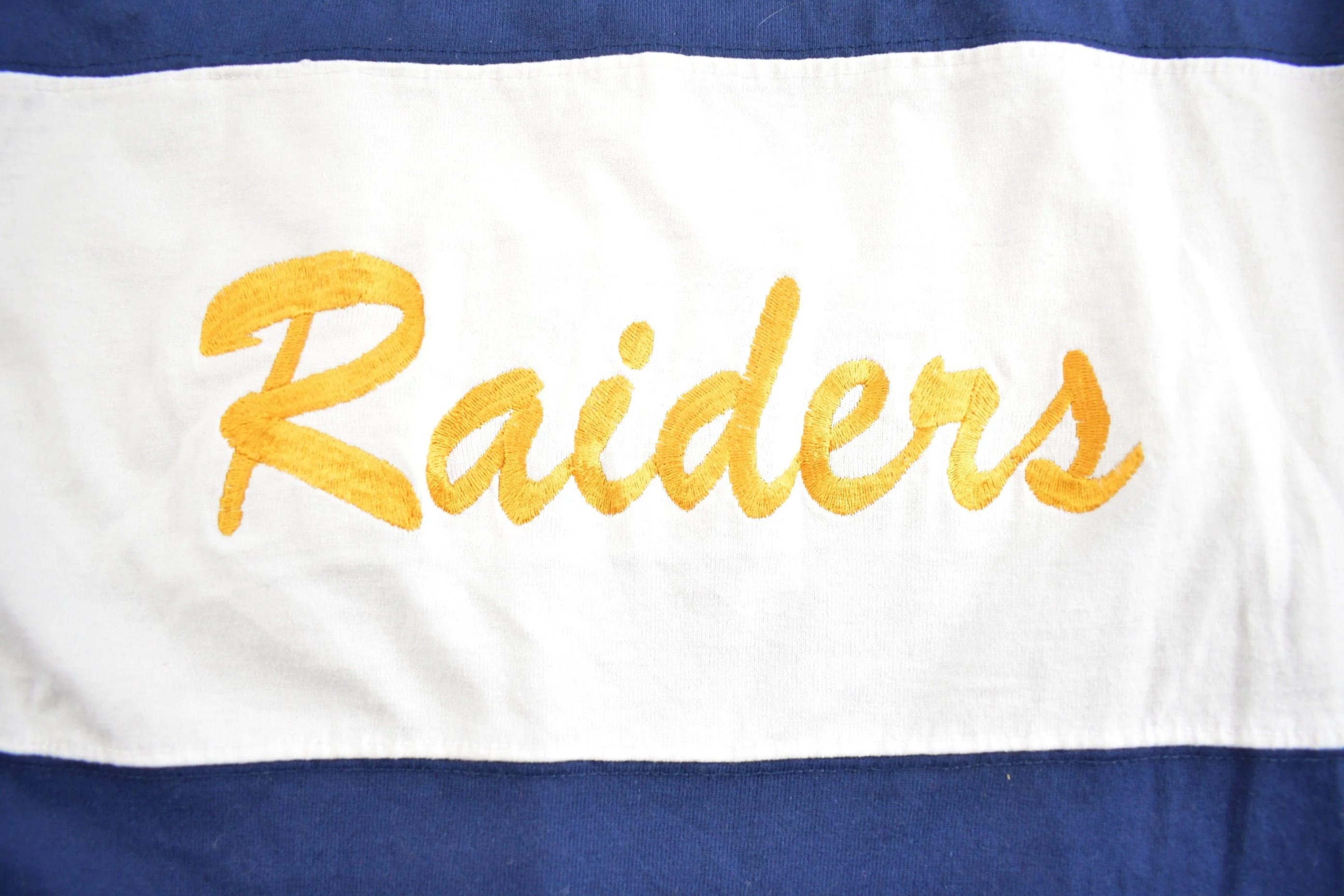 Vintage 1980s Quincy Notre Dame Raiders Collegiate Rugby Shirt Men's S - Image 3