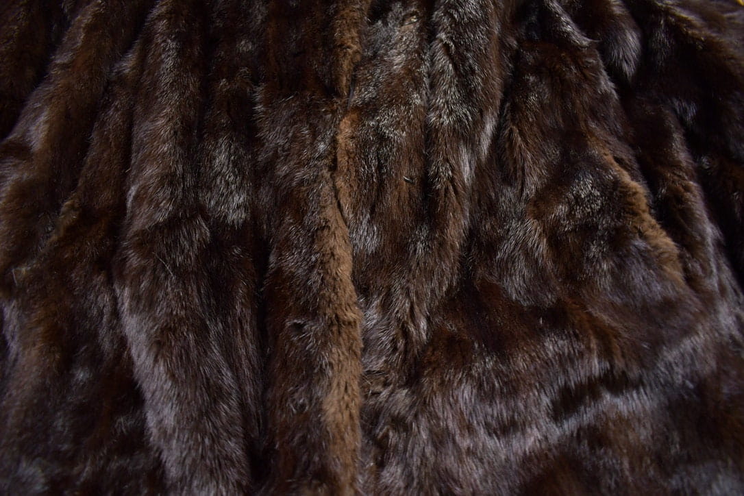 Vintage 1980s Regent Fur Coat Men's Medium - Image 3