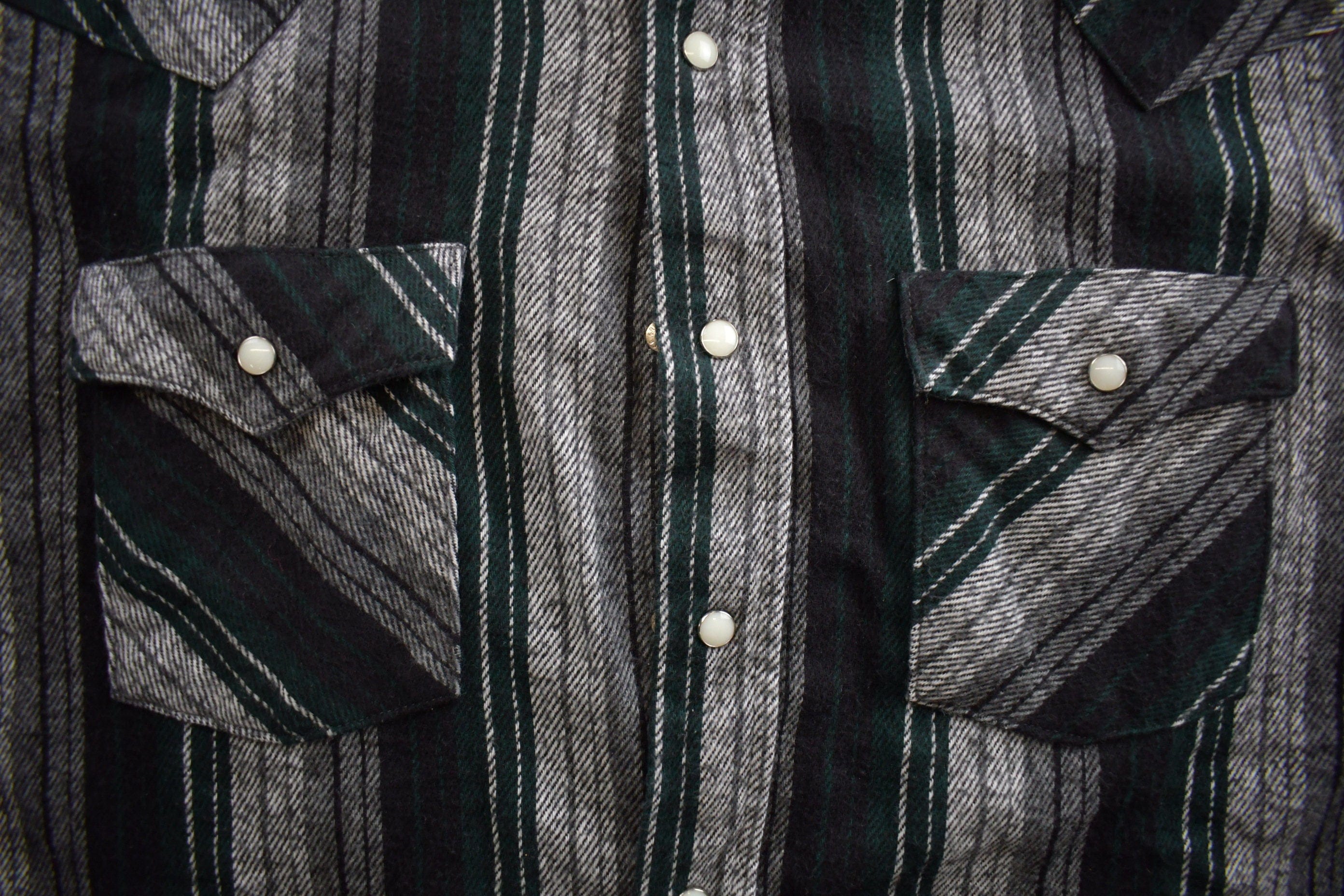 Vintage 1980s Saddle King Western Plaid Button Up Shirt Made In USA Men's Large - Image 3